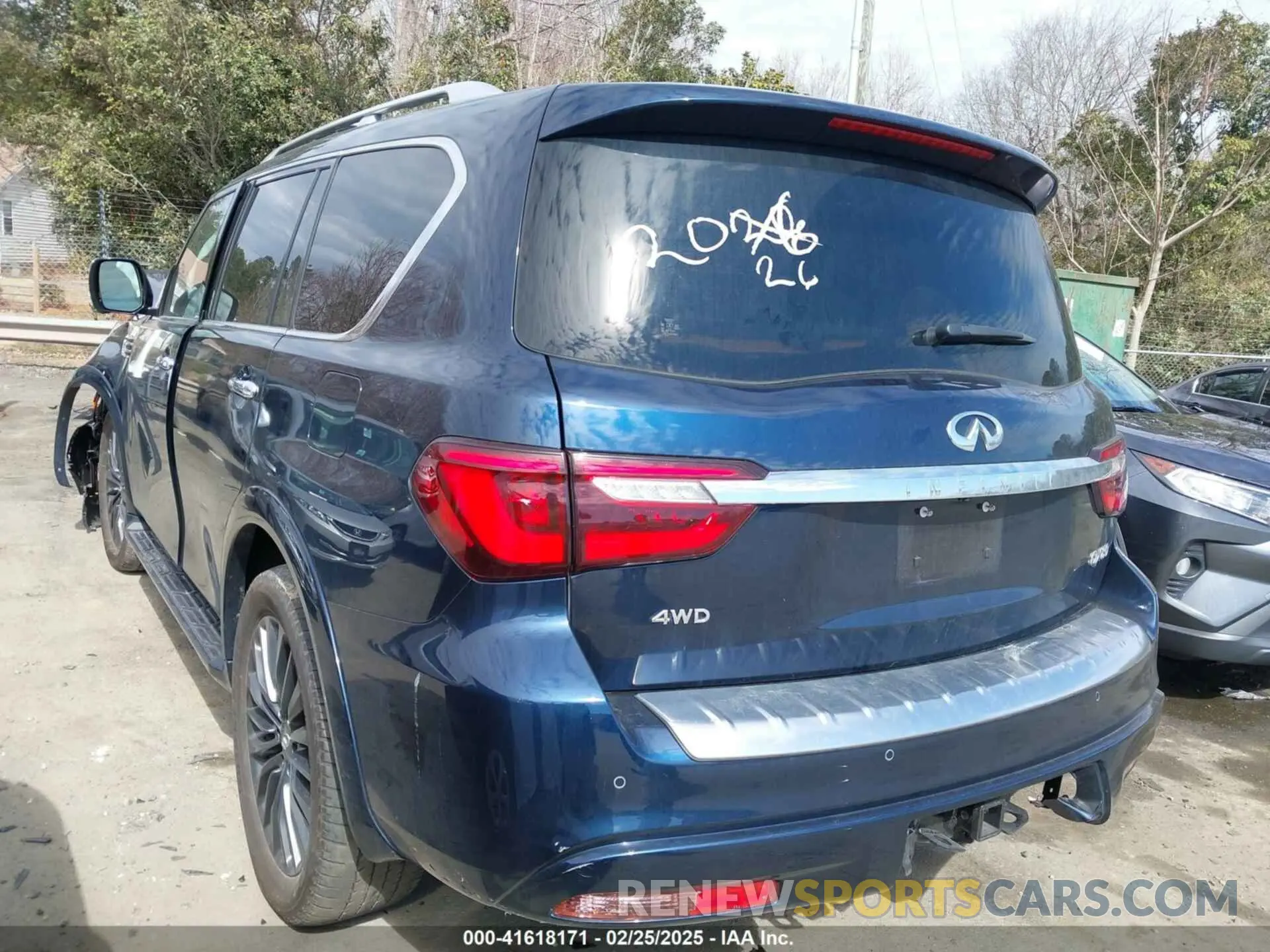 3 Photograph of a damaged car JN8AZ2BE2P9302026 INFINITI QX80 2023