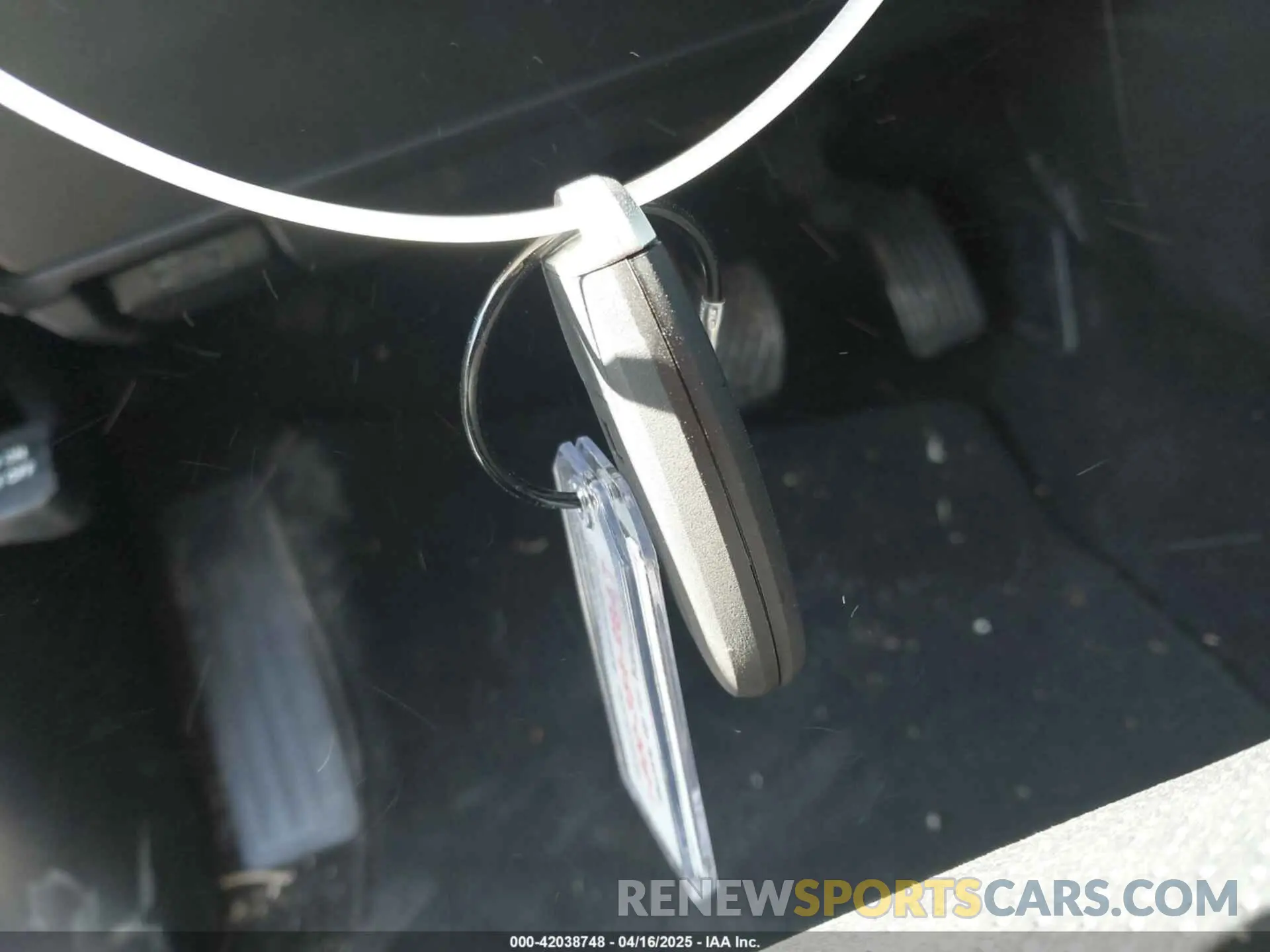 17 Photograph of a damaged car JN8AZ2AF9R9765066 INFINITI QX80 2024