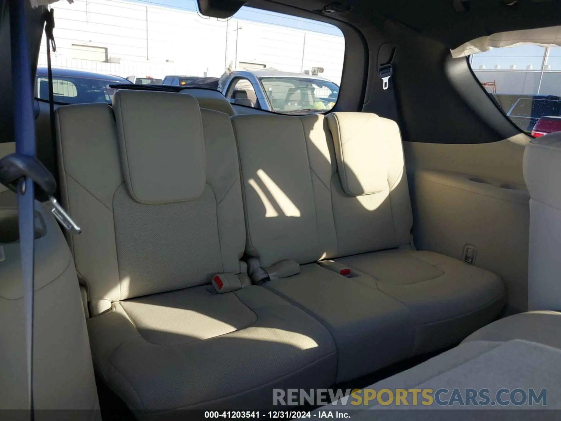 18 Photograph of a damaged car JN8AZ2BE6R9330821 INFINITI QX80 2024