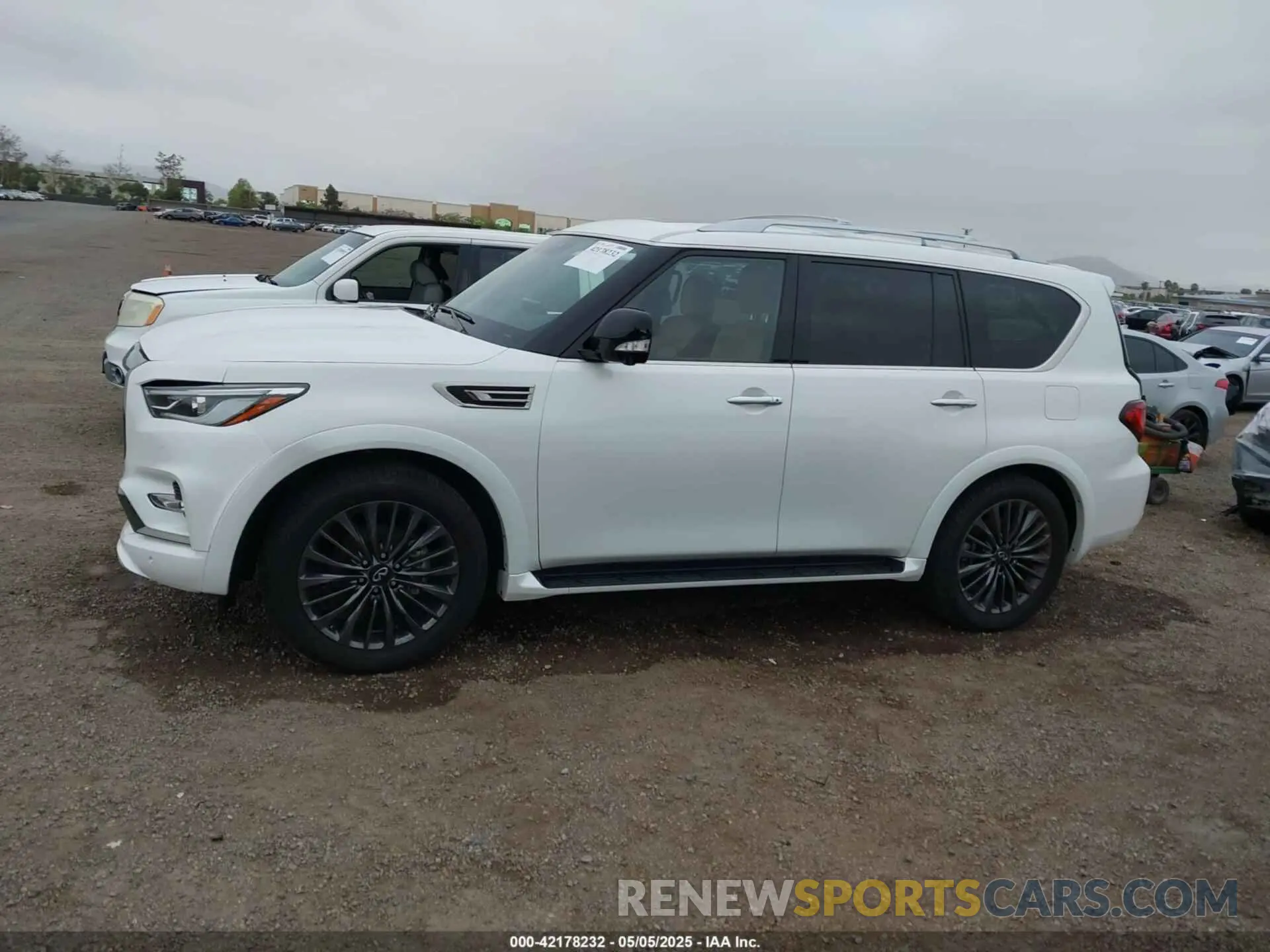 15 Фотография поврежденного автомобиля JN8AZ2BE9R9327413 INFINITI QX80 2024