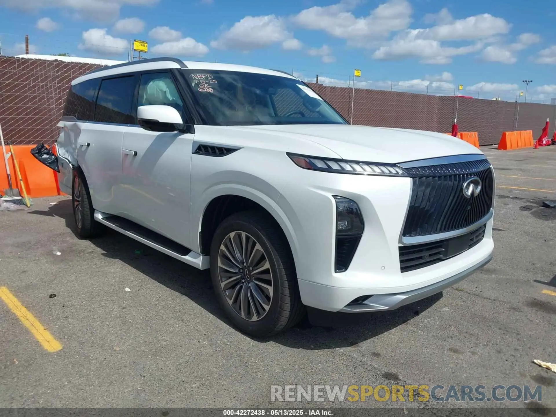 1 Photograph of a damaged car JN8AZ3BA9S9001443 INFINITI QX80 2025