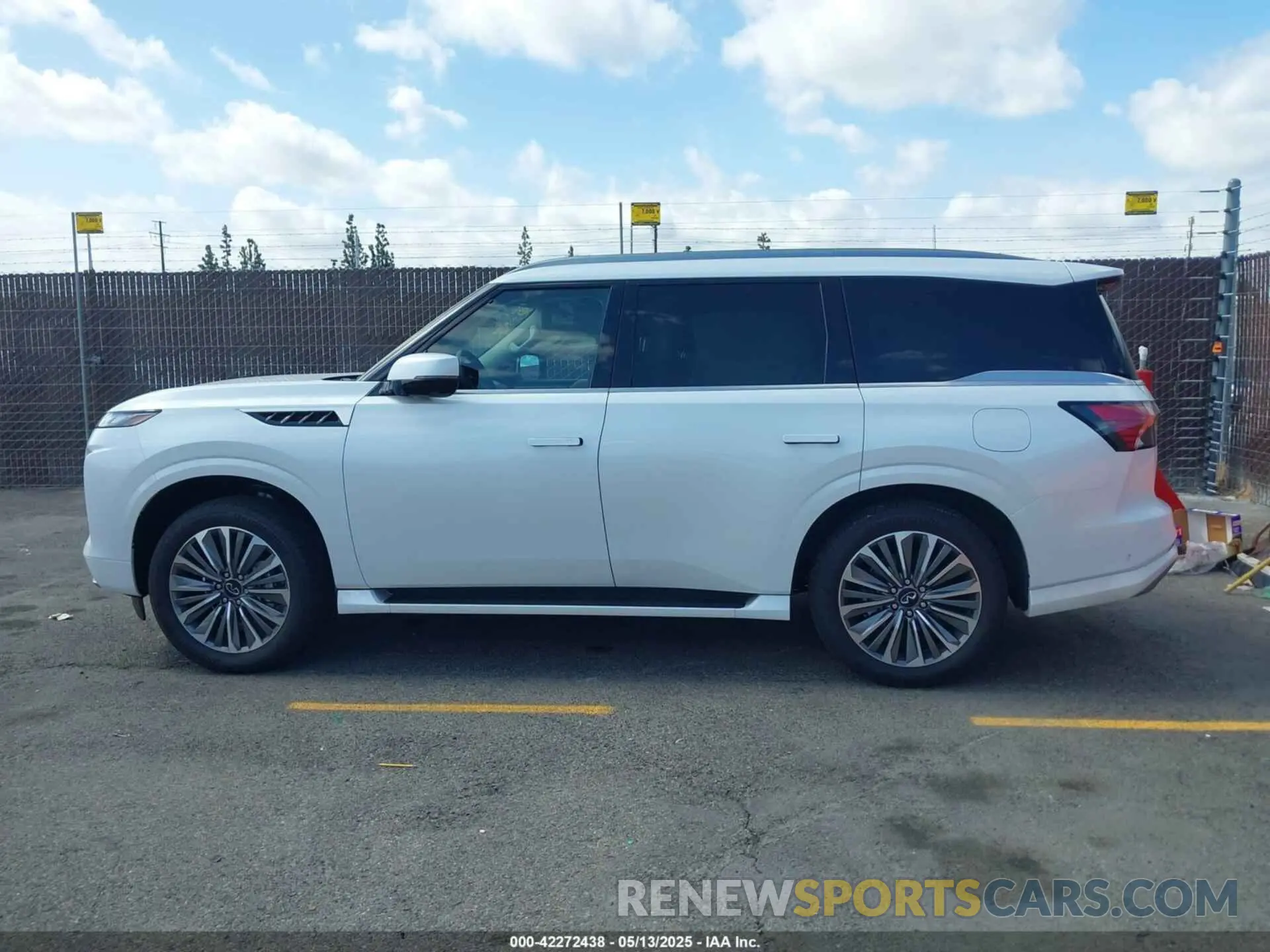 14 Photograph of a damaged car JN8AZ3BA9S9001443 INFINITI QX80 2025