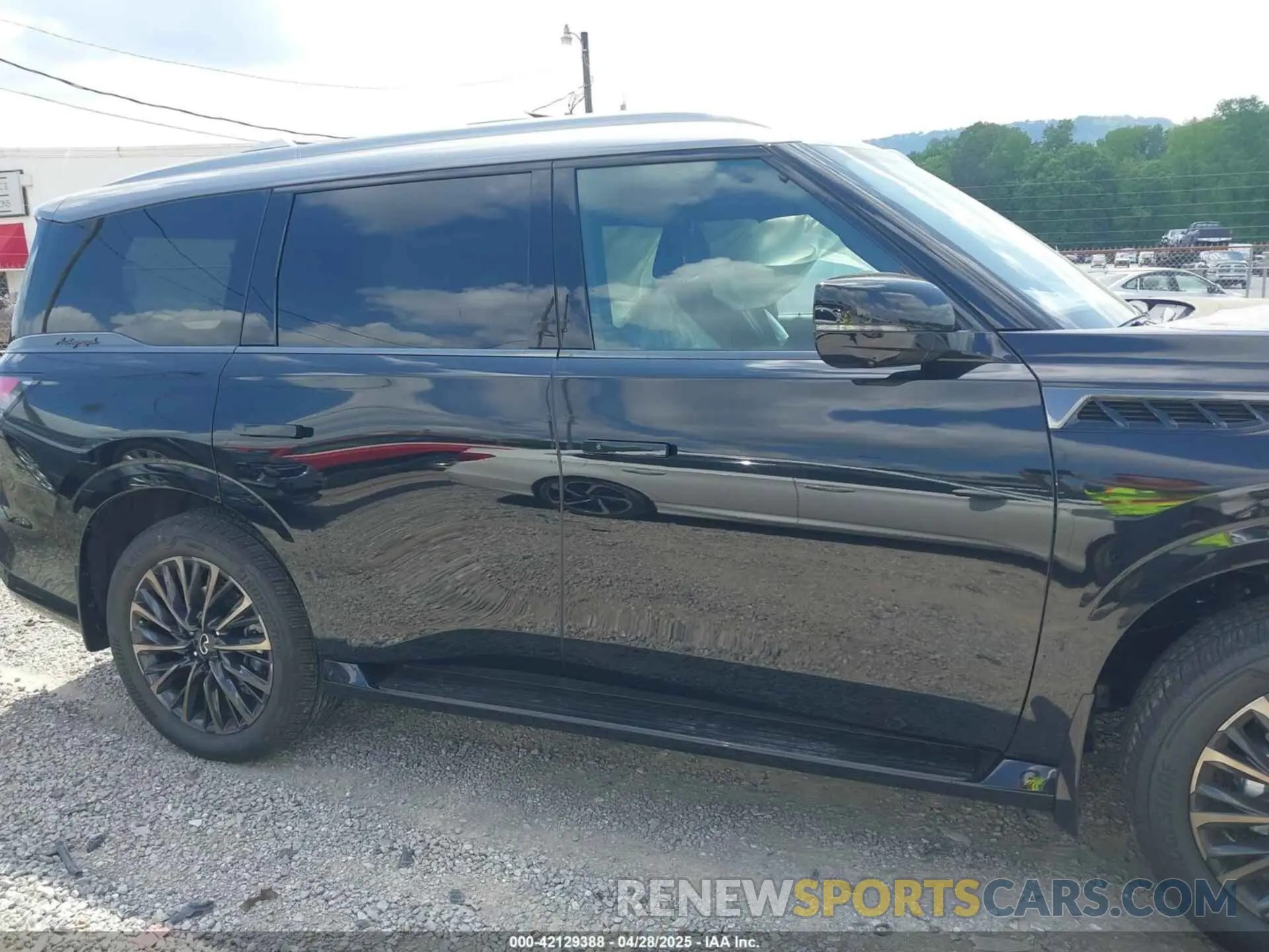 13 Photograph of a damaged car JN8AZ3CC9S9603386 INFINITI QX80 2025