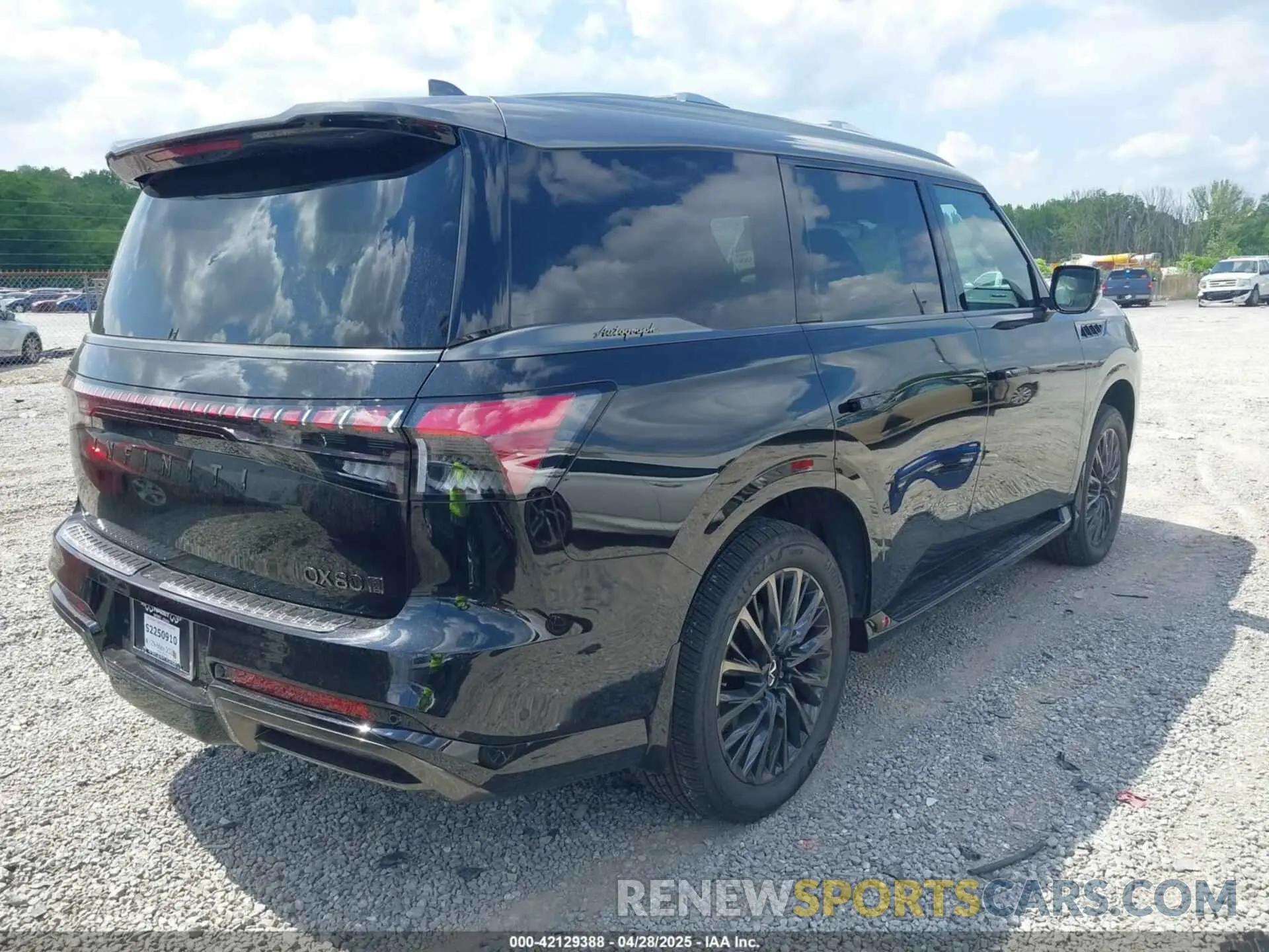 4 Photograph of a damaged car JN8AZ3CC9S9603386 INFINITI QX80 2025