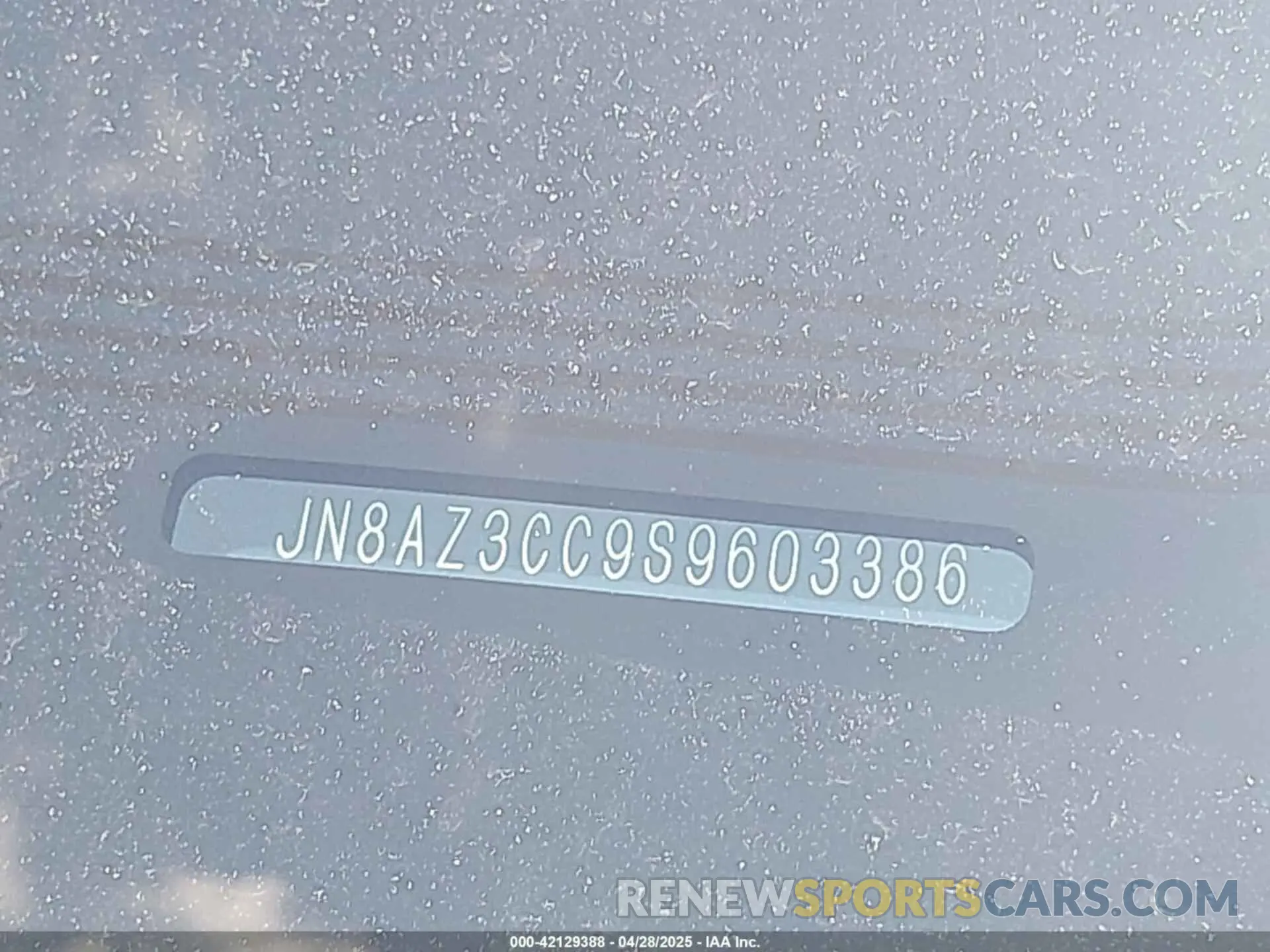 9 Photograph of a damaged car JN8AZ3CC9S9603386 INFINITI QX80 2025