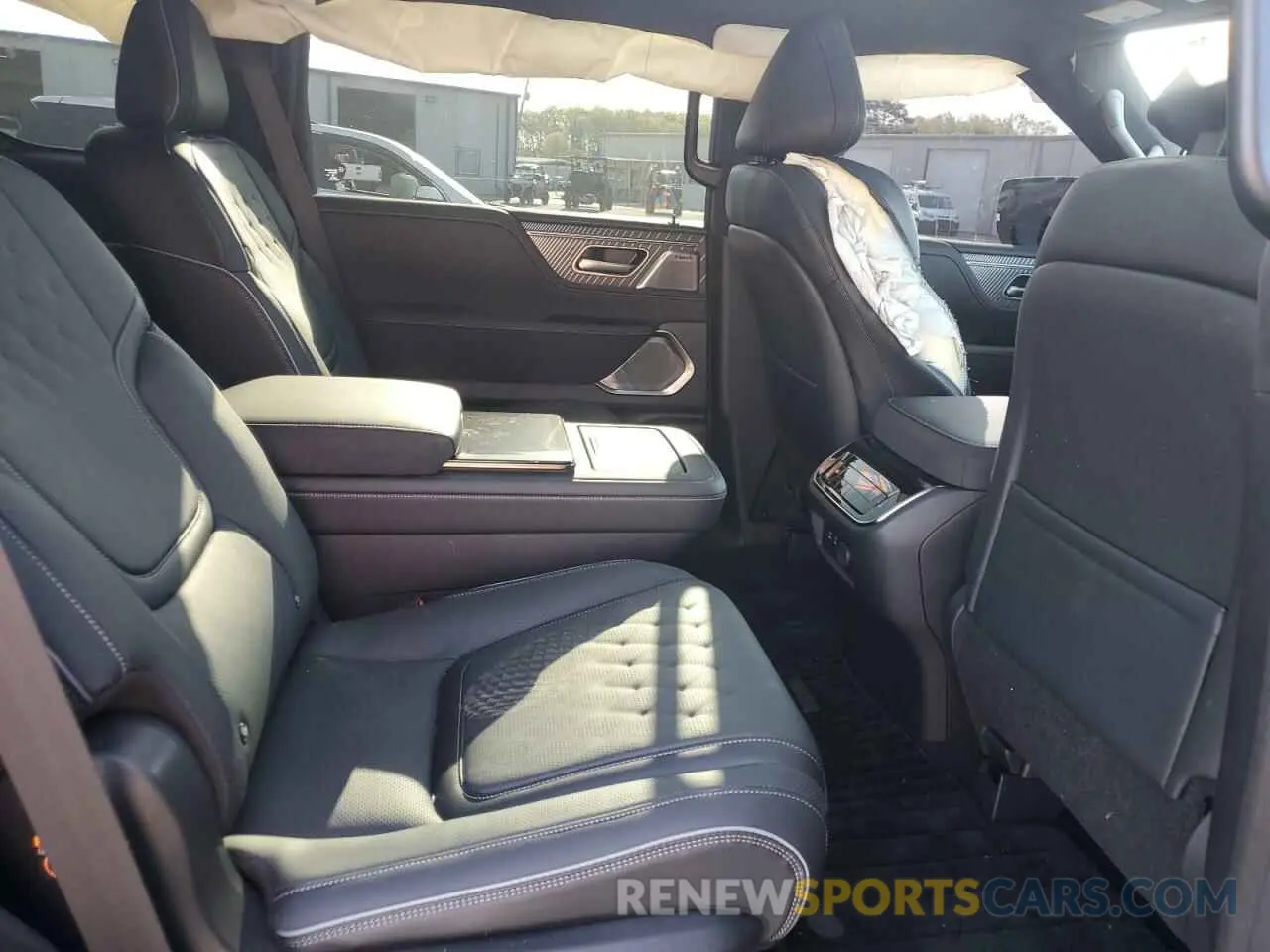 12 Фотография поврежденного автомобиля JN8AZ3CC9S9602819 INFINITI QX80 AUTOG 2025