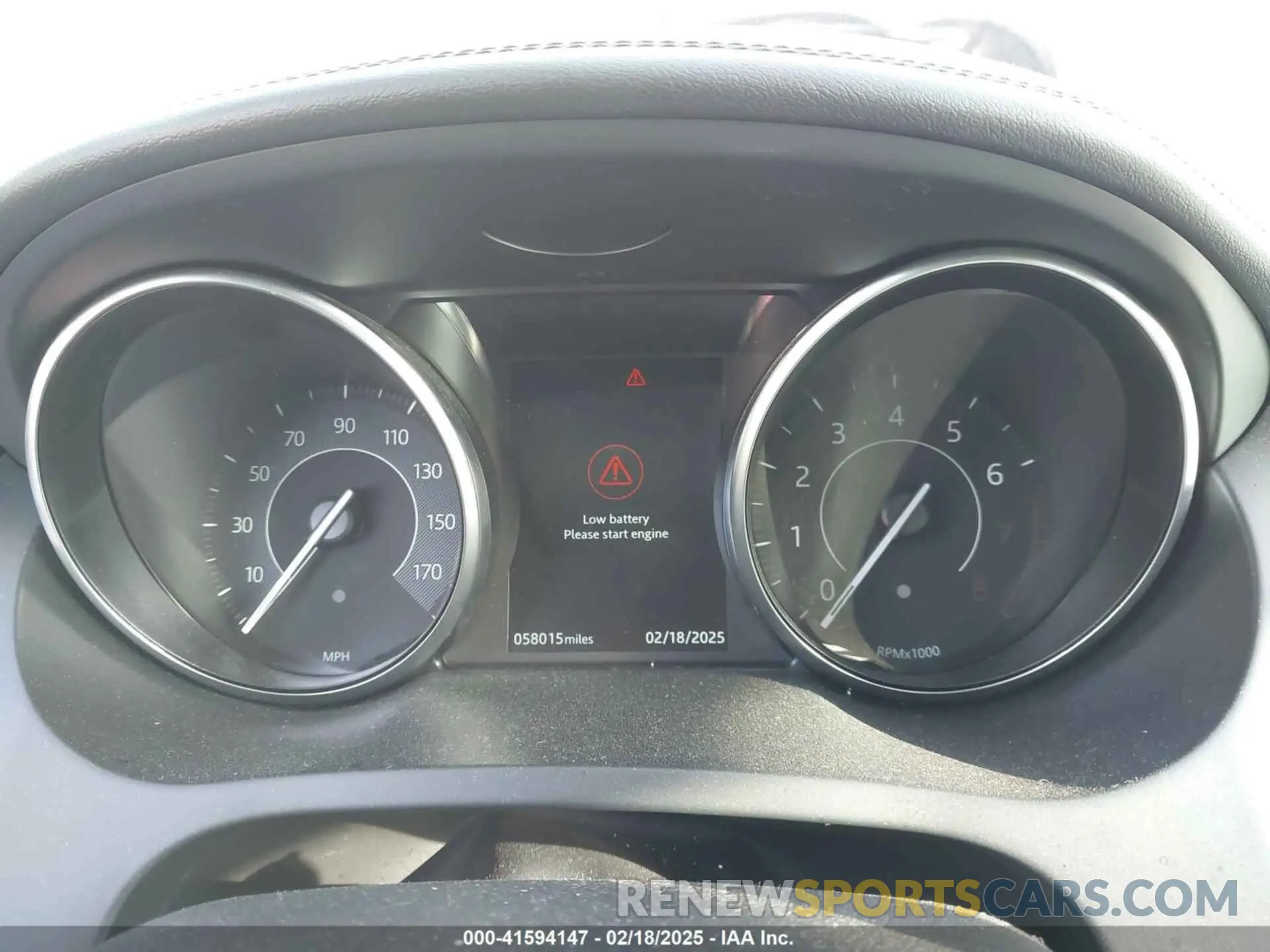 7 Photograph of a damaged car SADFJ2FX1K1Z38954 JAGUAR E-PACE 2019