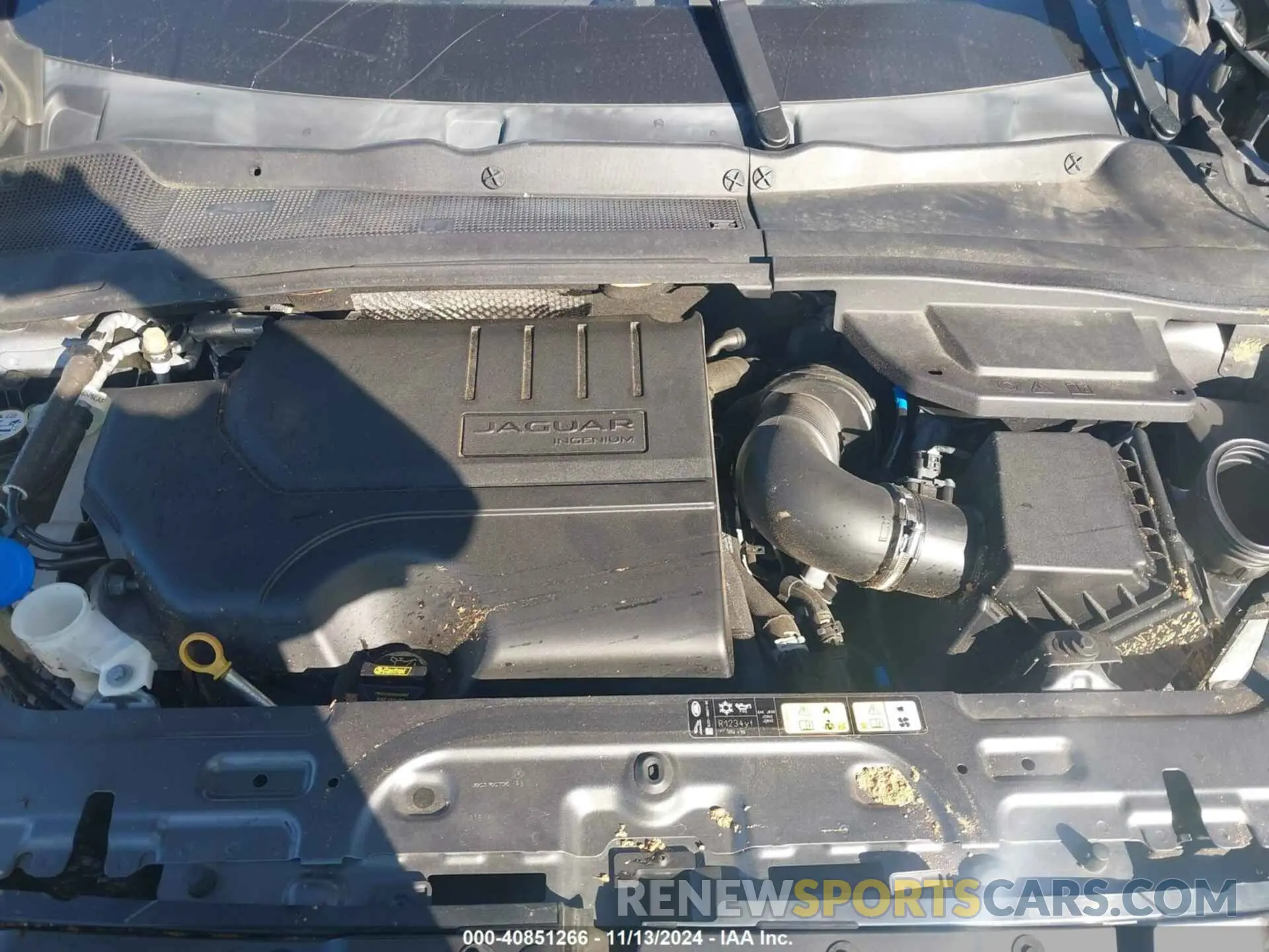 10 Photograph of a damaged car SADFP2FX7K1Z43185 JAGUAR E-PACE 2019