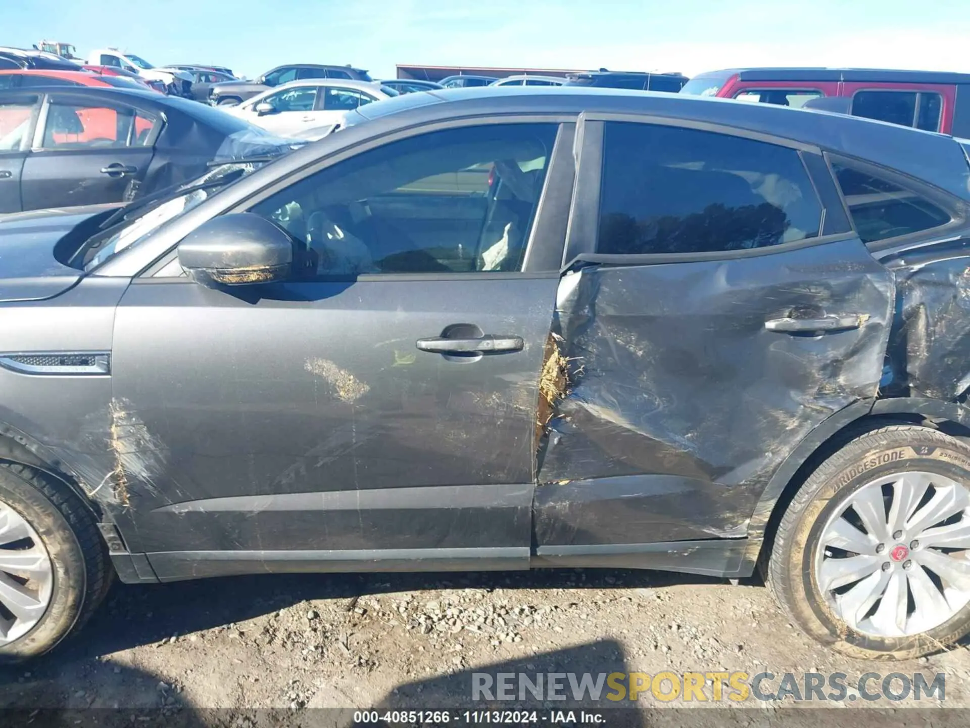 13 Photograph of a damaged car SADFP2FX7K1Z43185 JAGUAR E-PACE 2019