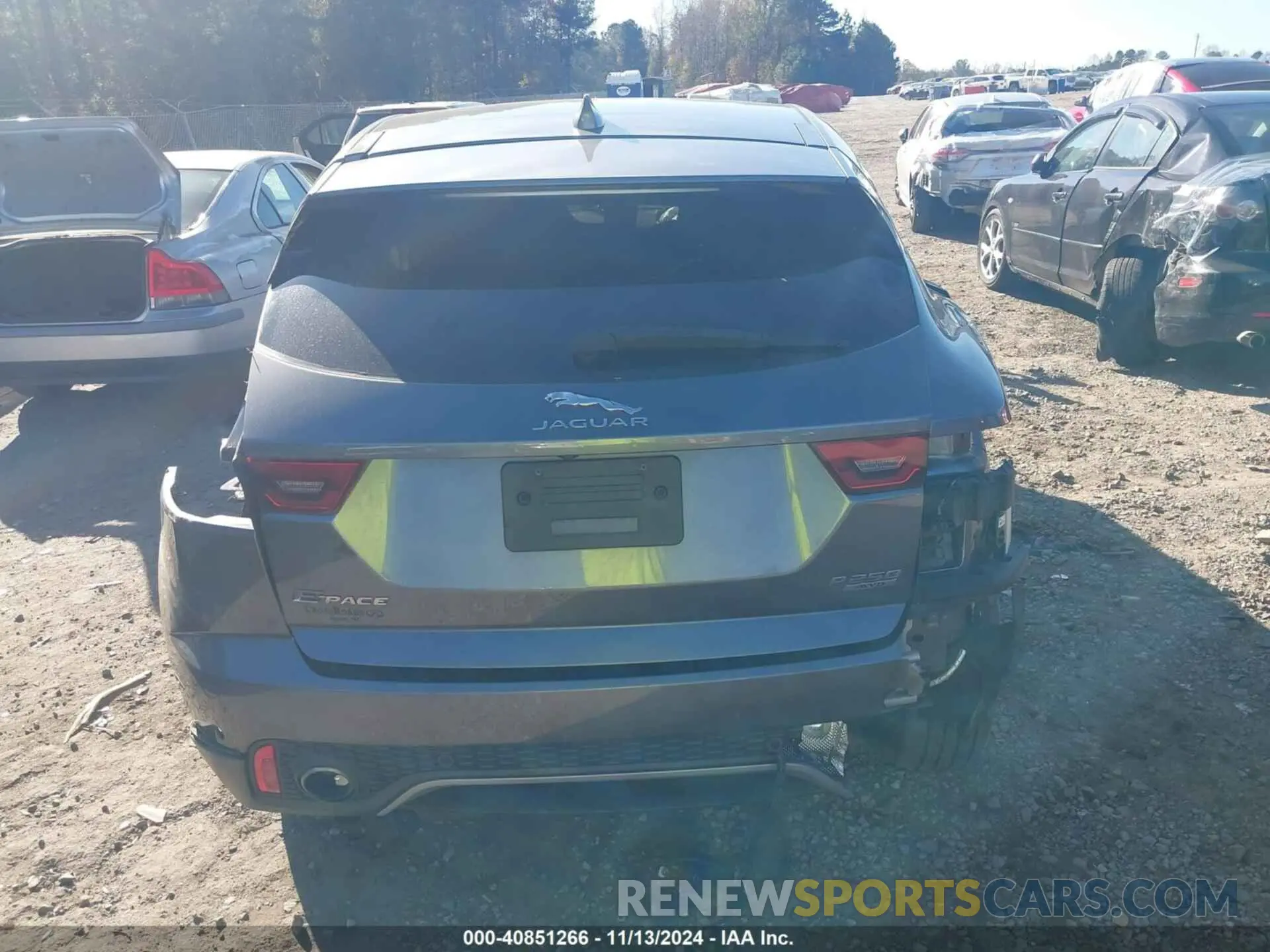 15 Photograph of a damaged car SADFP2FX7K1Z43185 JAGUAR E-PACE 2019