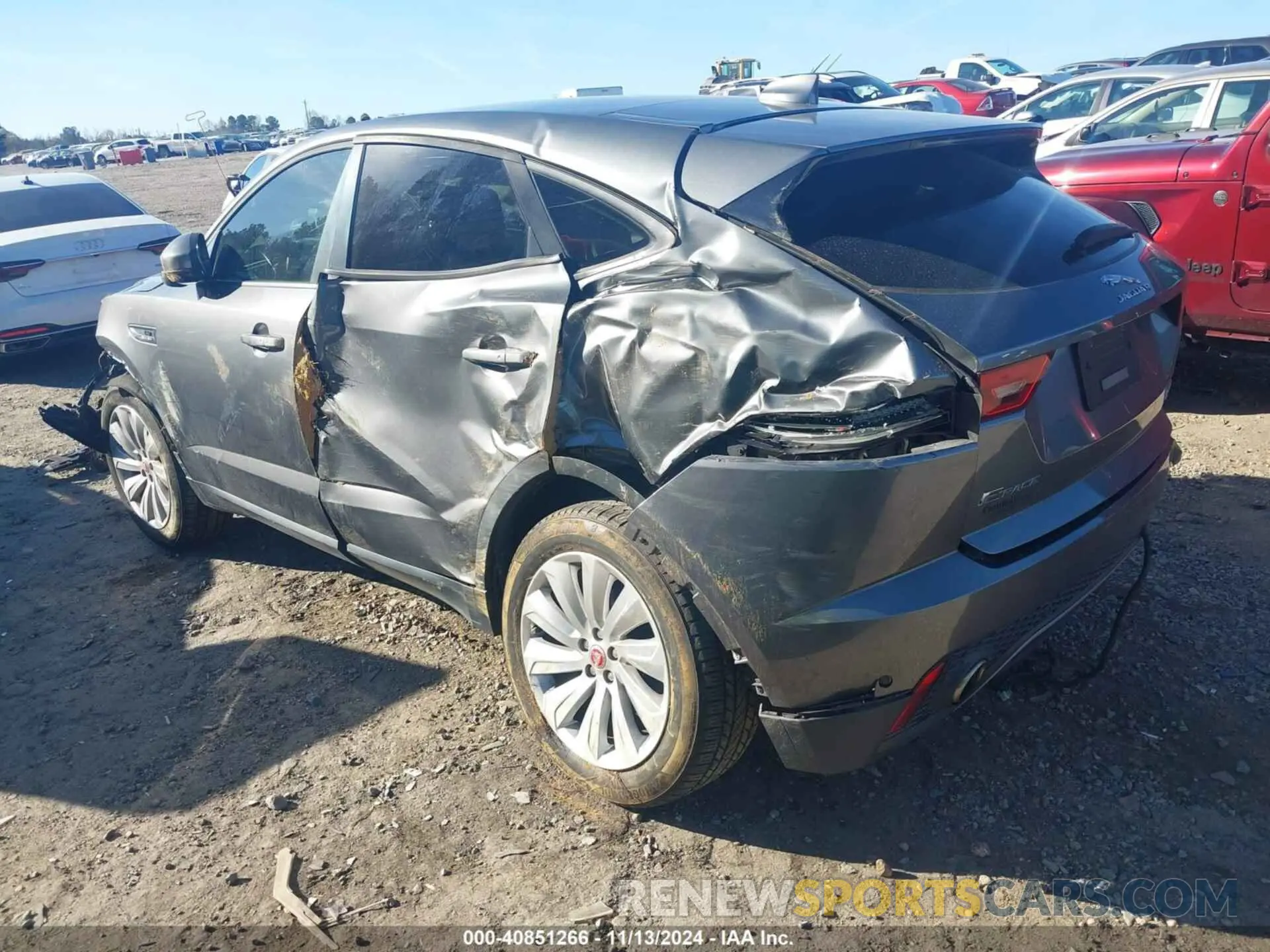 3 Photograph of a damaged car SADFP2FX7K1Z43185 JAGUAR E-PACE 2019