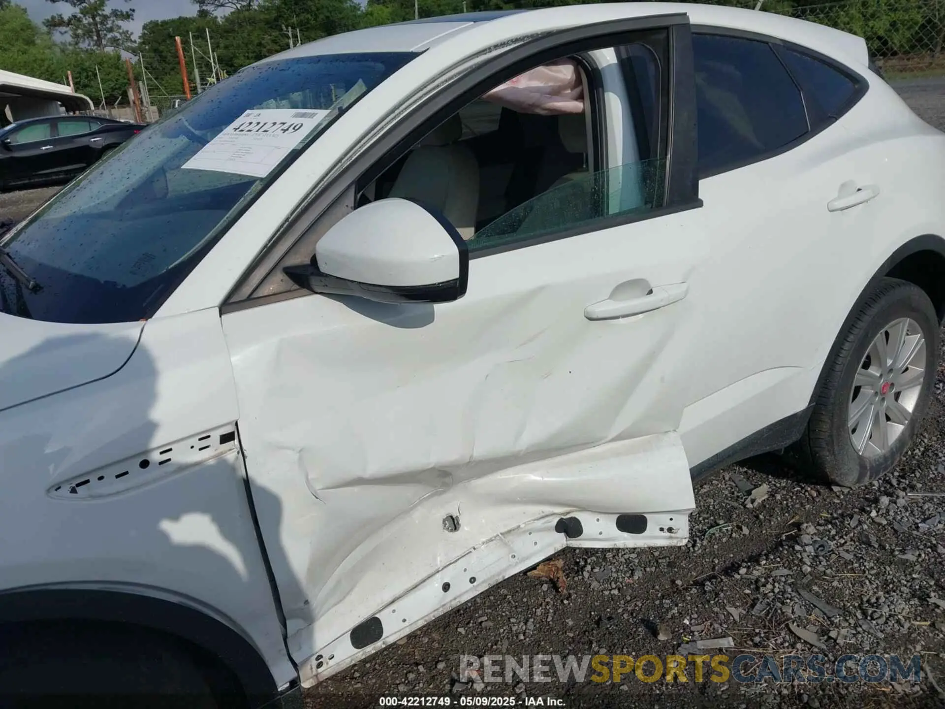 6 Фотография поврежденного автомобиля SADFK2FX9L1Z80738 JAGUAR E-PACE 2020