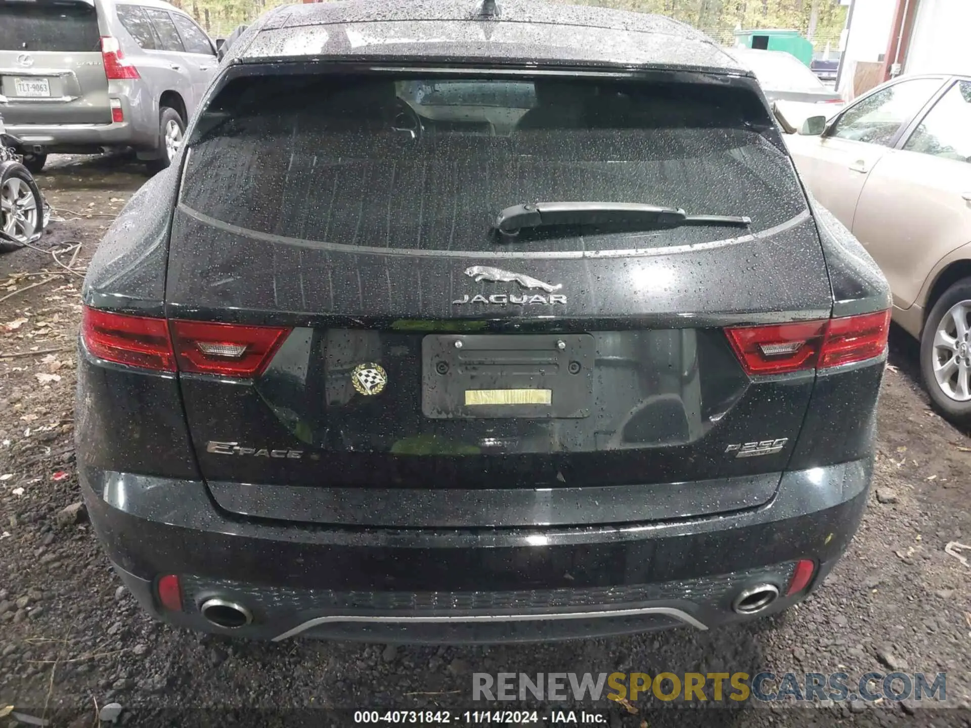 16 Photograph of a damaged car SADFP2FX3L1004164 JAGUAR E-PACE 2020