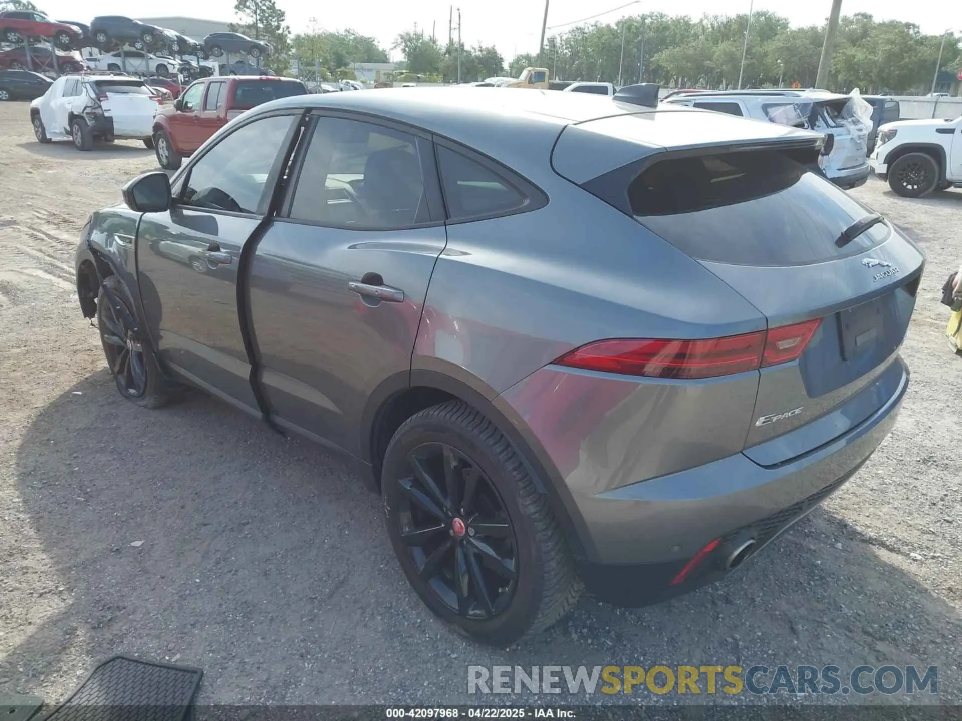 3 Фотография поврежденного автомобиля SADFP2FX4L1Z88845 JAGUAR E-PACE 2020