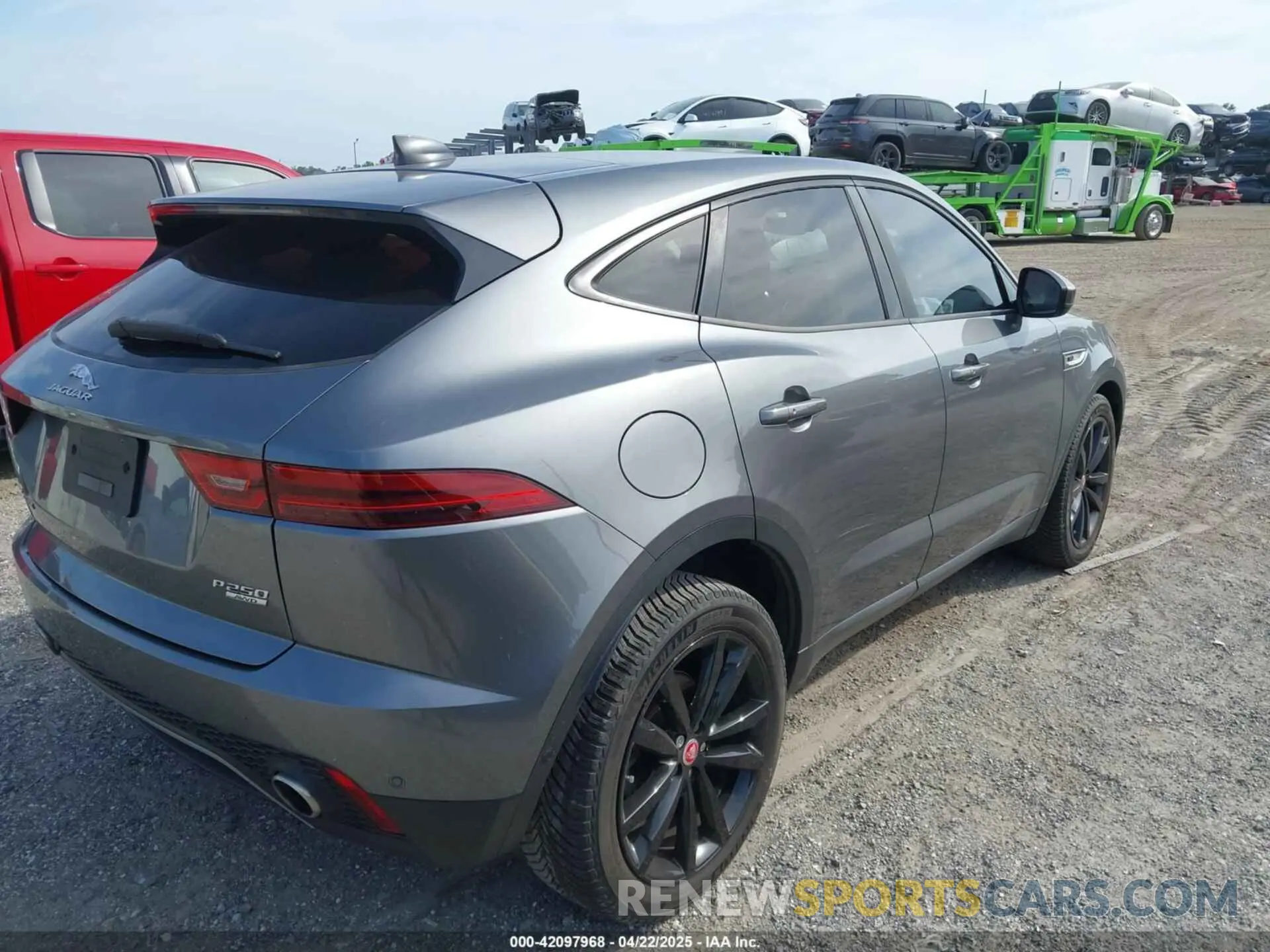 4 Фотография поврежденного автомобиля SADFP2FX4L1Z88845 JAGUAR E-PACE 2020
