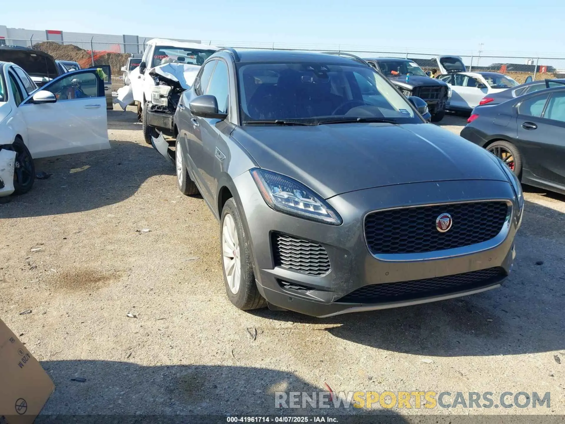 1 Photograph of a damaged car SADFP2FX9L1004525 JAGUAR E-PACE 2020