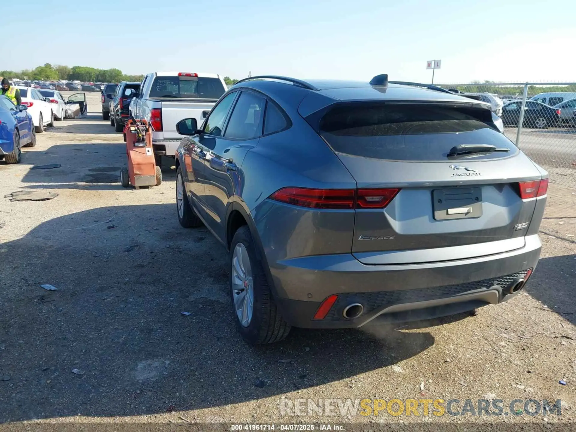 3 Photograph of a damaged car SADFP2FX9L1004525 JAGUAR E-PACE 2020