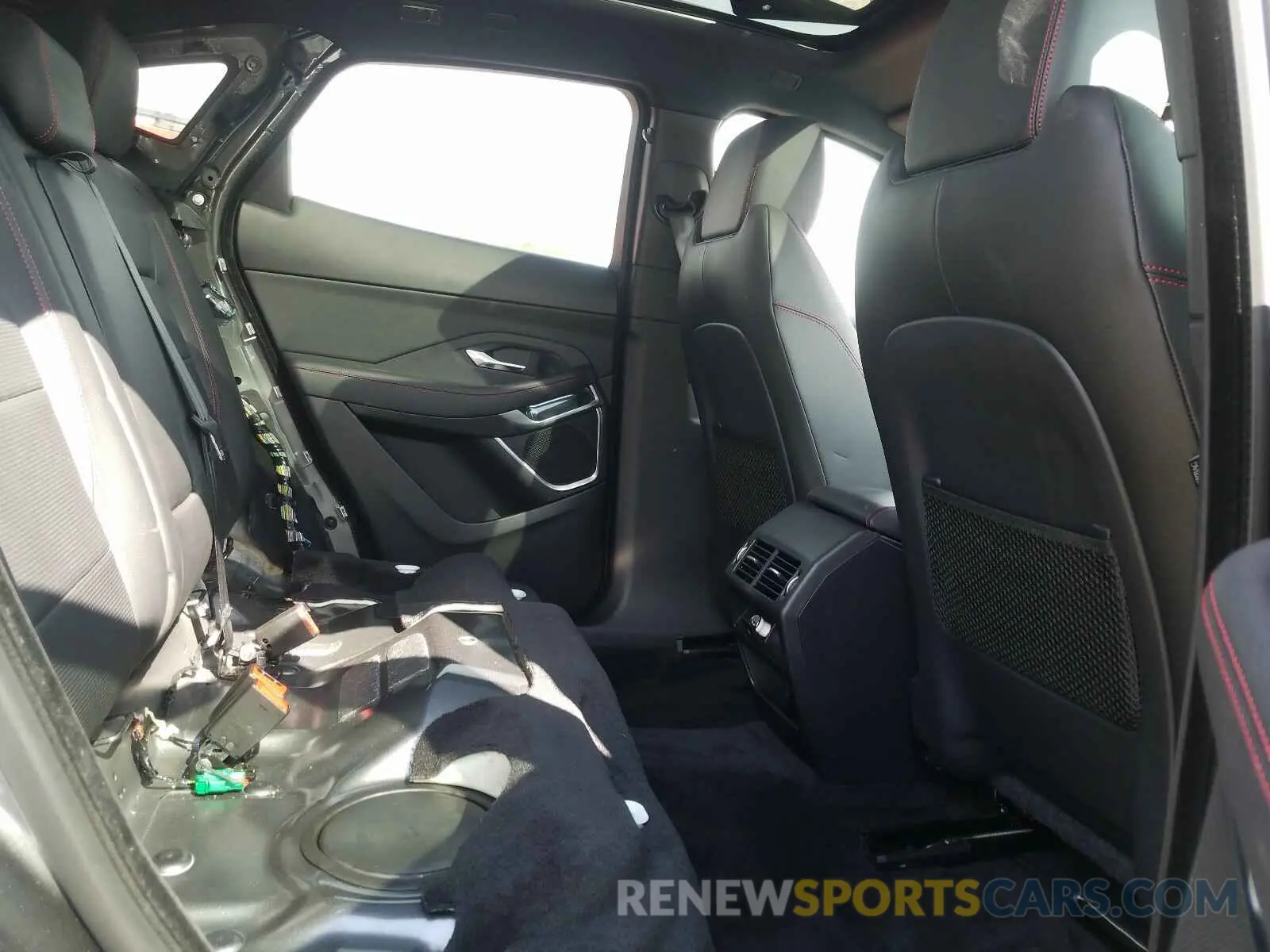 6 Photograph of a damaged car SADF12FX2L1Z82186 JAGUAR E-PACE CHE 2020