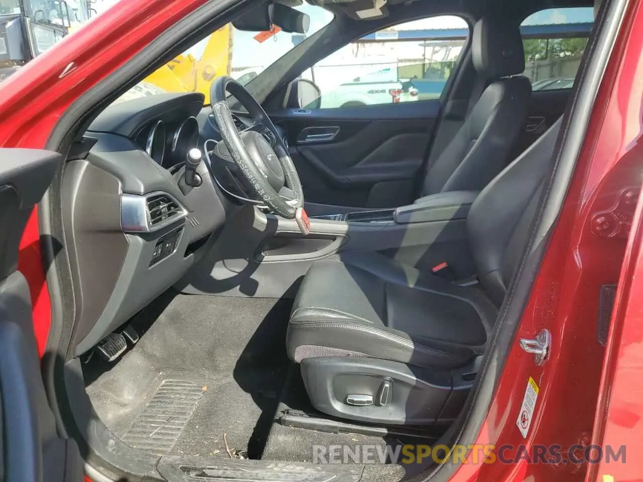 7 Photograph of a damaged car SADCJ2FX0KA397415 JAGUAR F-PACE 2019