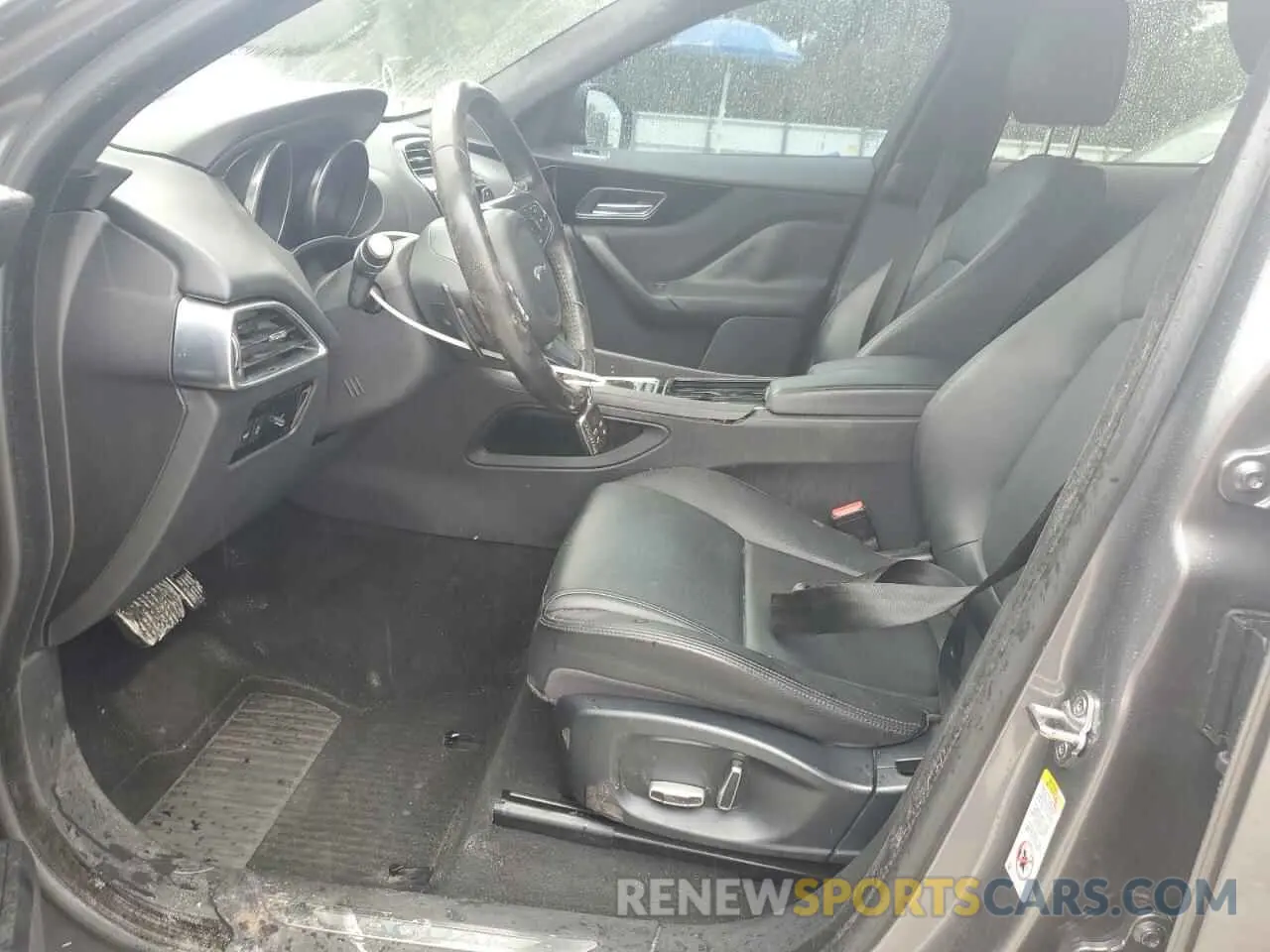 7 Photograph of a damaged car SADCJ2FX1KA395821 JAGUAR F-PACE 2019