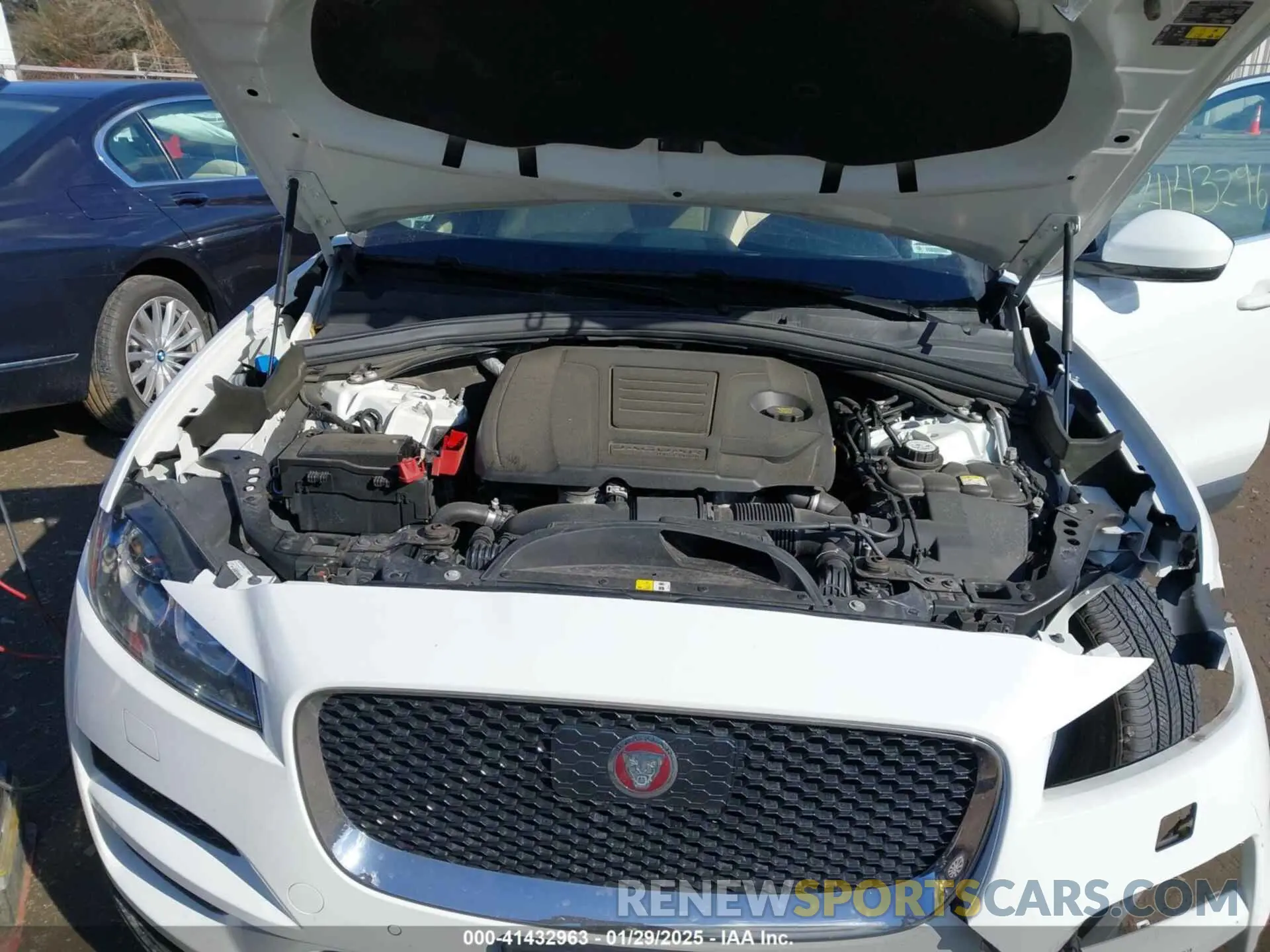 10 Photograph of a damaged car SADCJ2FX2KA357093 JAGUAR F-PACE 2019
