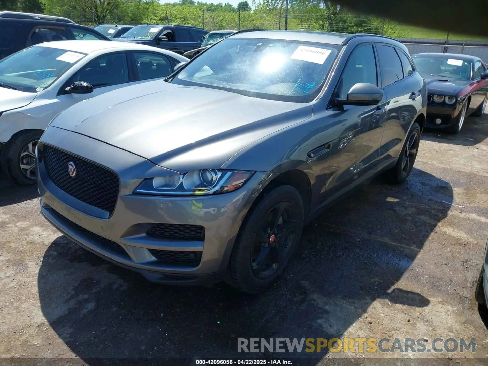 2 Photograph of a damaged car SADCJ2FX4KA395439 JAGUAR F-PACE 2019