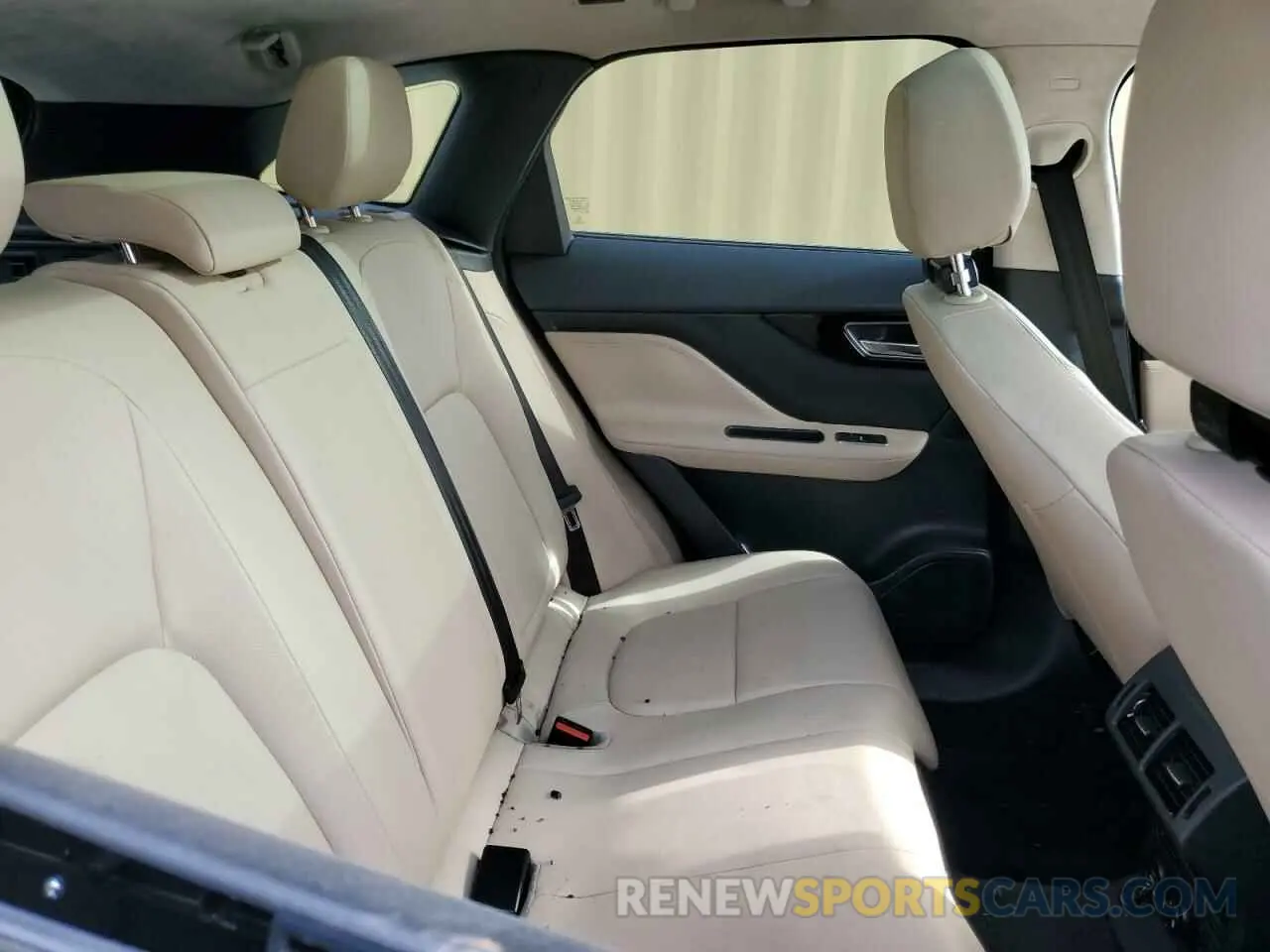 11 Фотография поврежденного автомобиля SADCJ2FX4KA608163 JAGUAR F-PACE 2019