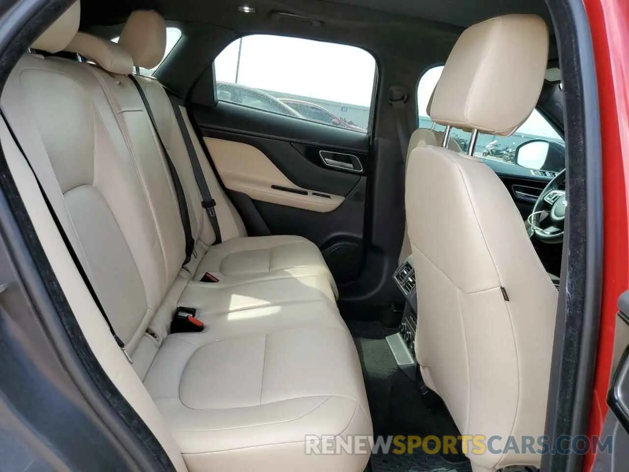 11 Фотография поврежденного автомобиля SADCJ2FX5KA611766 JAGUAR F-PACE 2019
