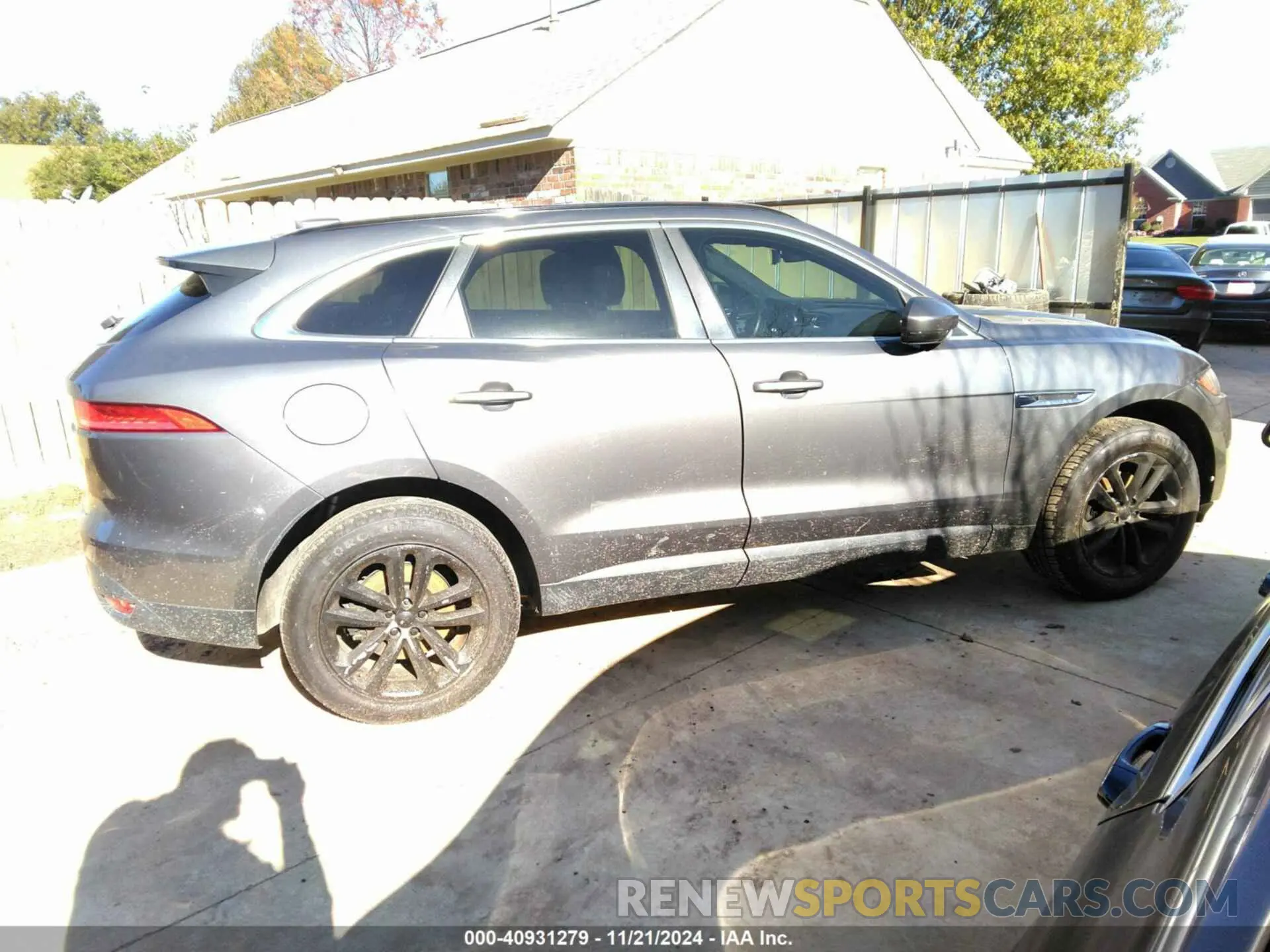 13 Фотография поврежденного автомобиля SADCJ2FX6KA360806 JAGUAR F-PACE 2019