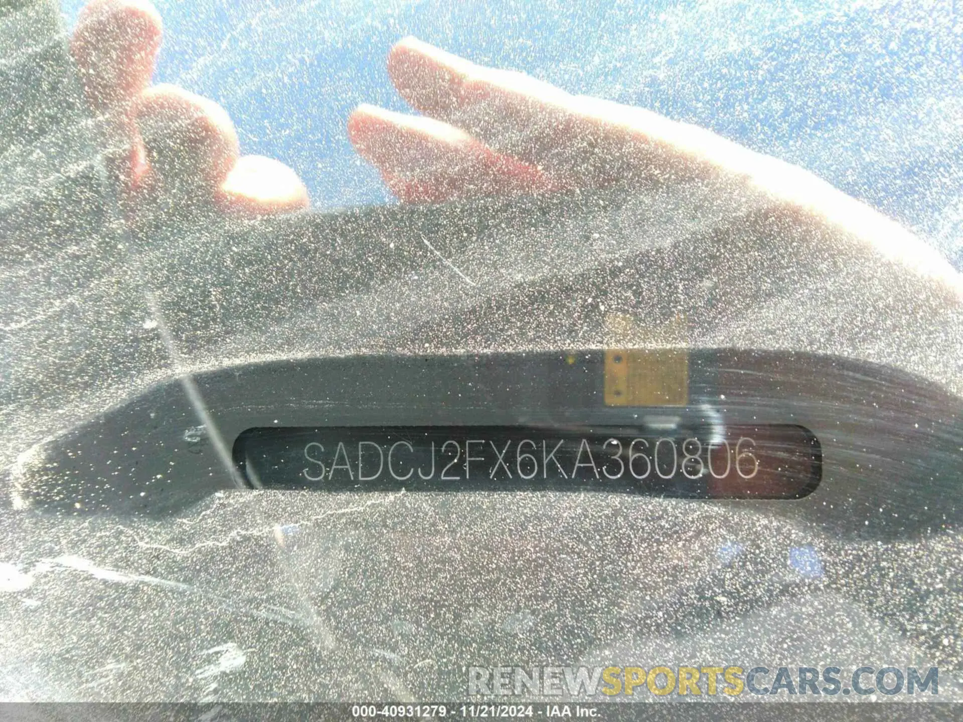 9 Фотография поврежденного автомобиля SADCJ2FX6KA360806 JAGUAR F-PACE 2019