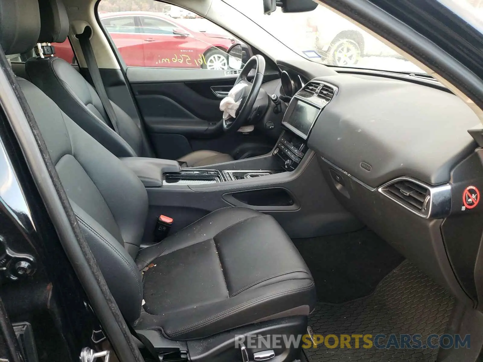 5 Photograph of a damaged car SADCJ2FX6KA368114 JAGUAR F-PACE 2019