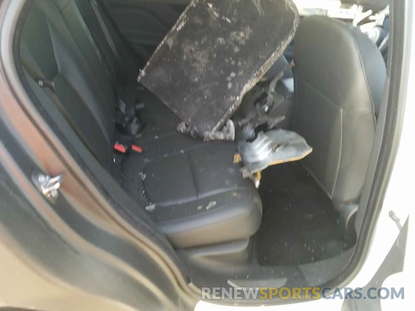 6 Photograph of a damaged car SADCJ2FX6KA603952 JAGUAR F-PACE 2019