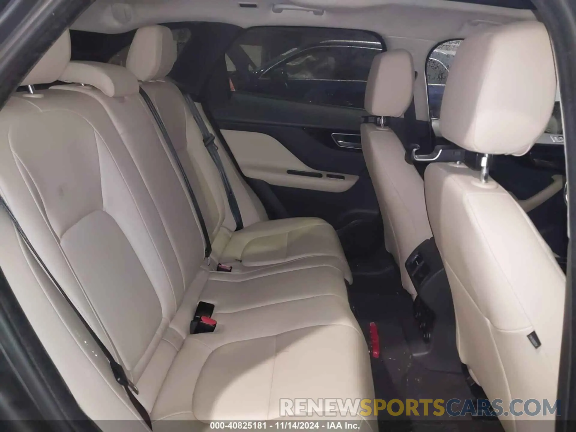 8 Photograph of a damaged car SADCJ2FX8KA397341 JAGUAR F-PACE 2019