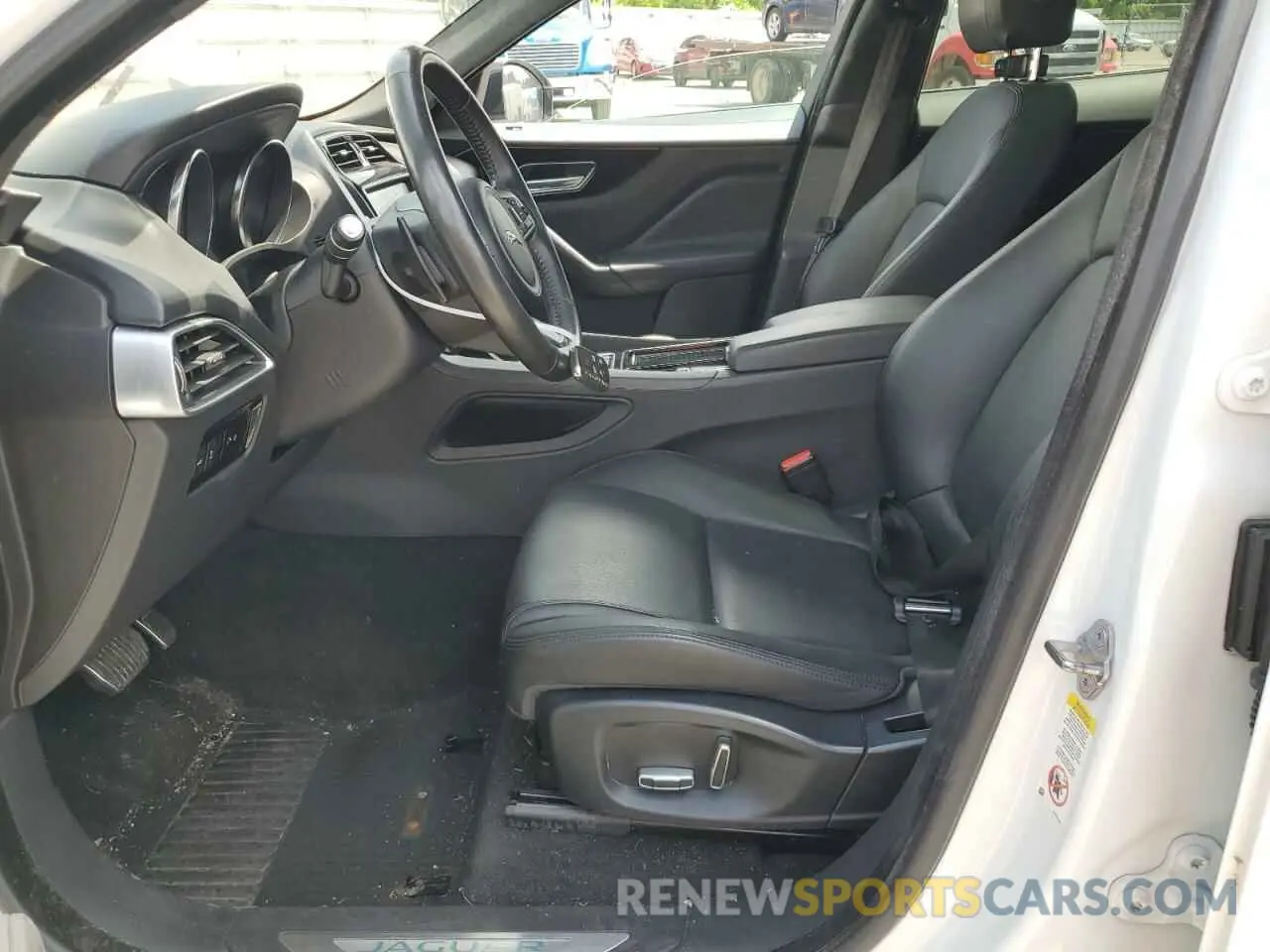 7 Photograph of a damaged car SADCJ2FXXKA354619 JAGUAR F-PACE 2019