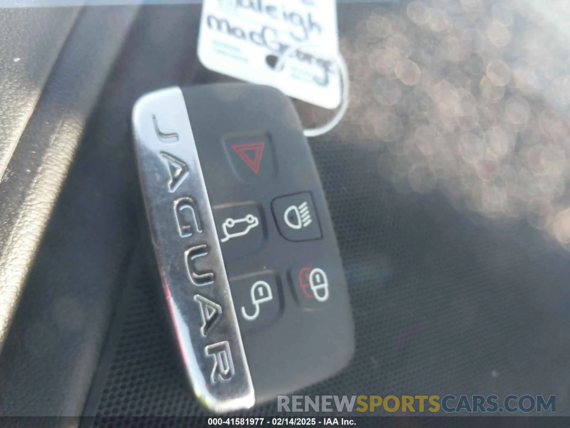 11 Photograph of a damaged car SADCK2FN7KA394765 JAGUAR F-PACE 2019