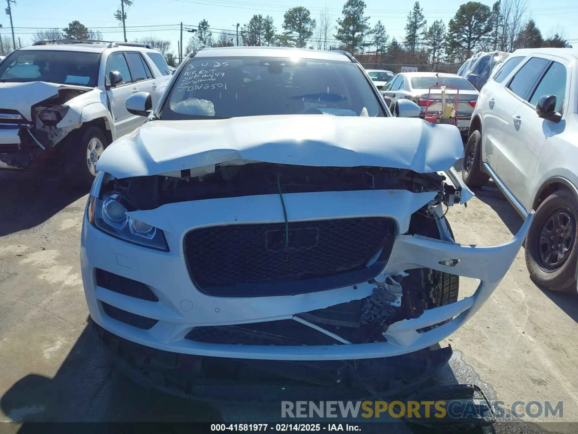 13 Photograph of a damaged car SADCK2FN7KA394765 JAGUAR F-PACE 2019