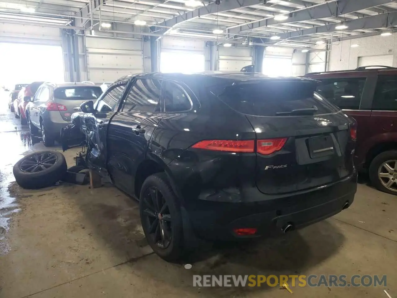 3 Фотография поврежденного автомобиля SADCK2FX5KA363032 JAGUAR F-PACE 2019