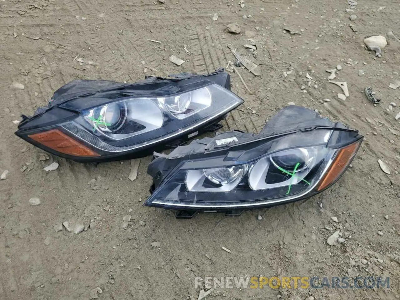 13 Photograph of a damaged car SADCK2FX6KA610879 JAGUAR F-PACE 2019