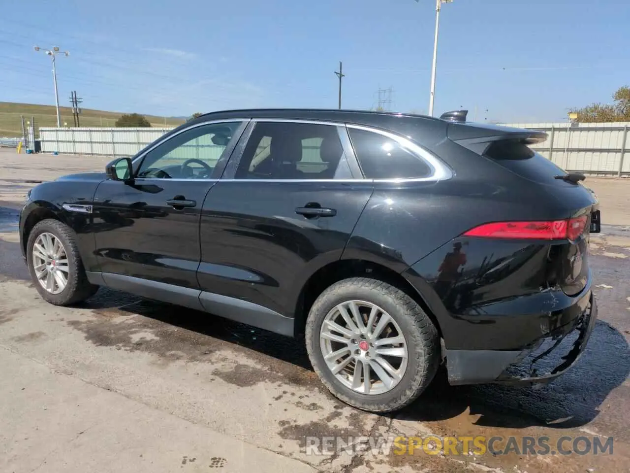 2 Фотография поврежденного автомобиля SADCK2FX8KA397627 JAGUAR F-PACE 2019