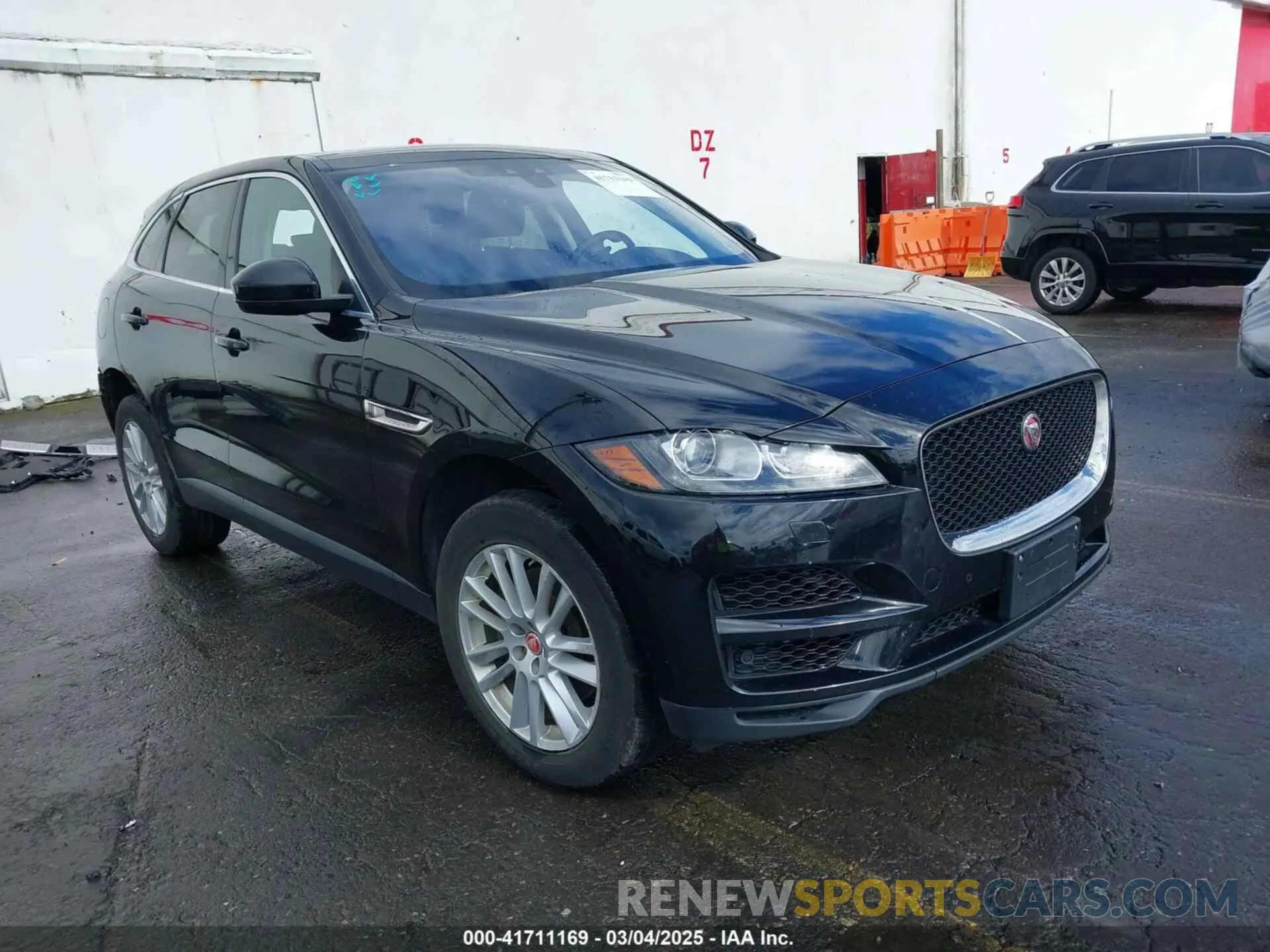 1 Photograph of a damaged car SADCK2GX1KA391800 JAGUAR F-PACE 2019