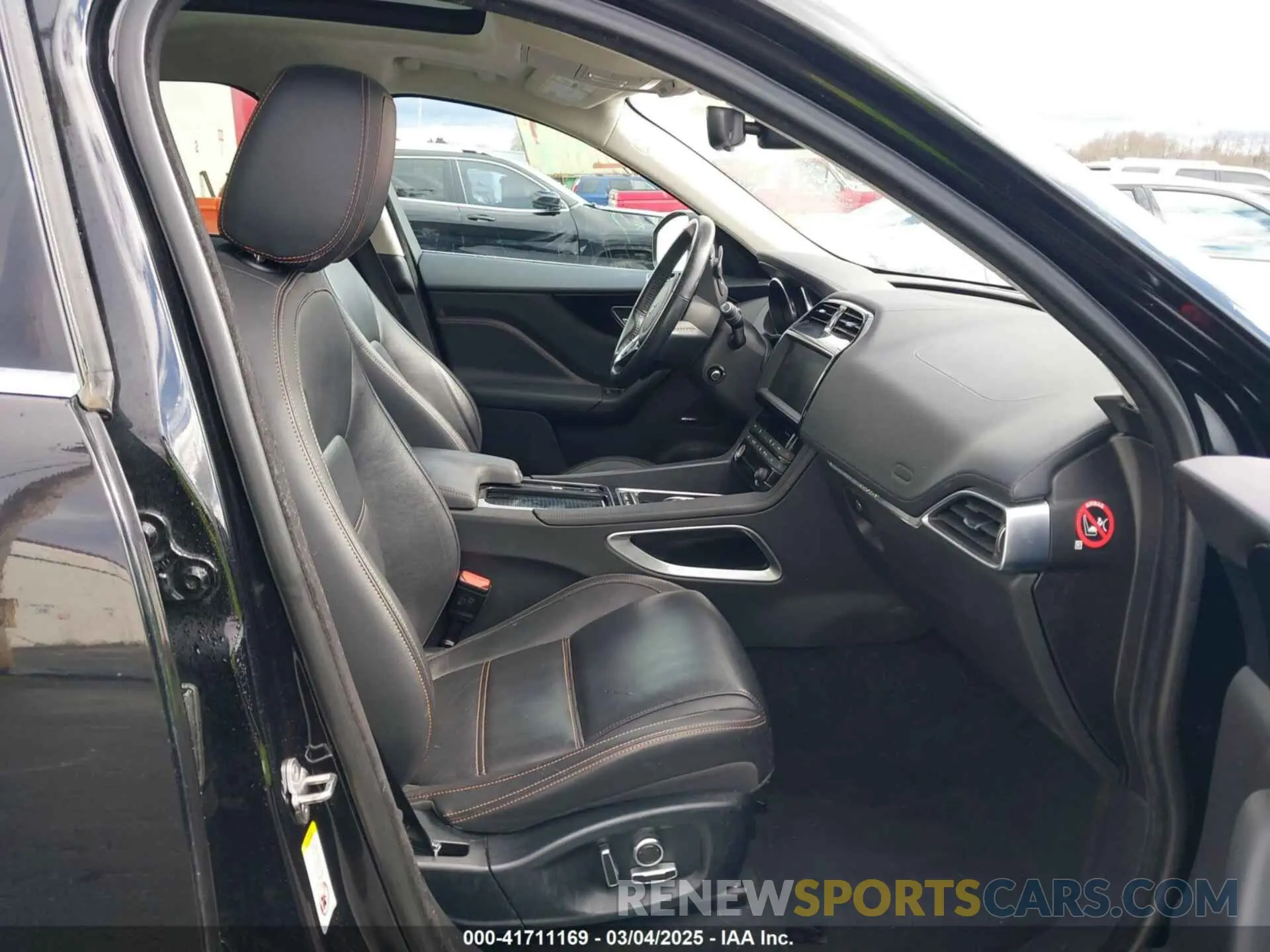 5 Photograph of a damaged car SADCK2GX1KA391800 JAGUAR F-PACE 2019