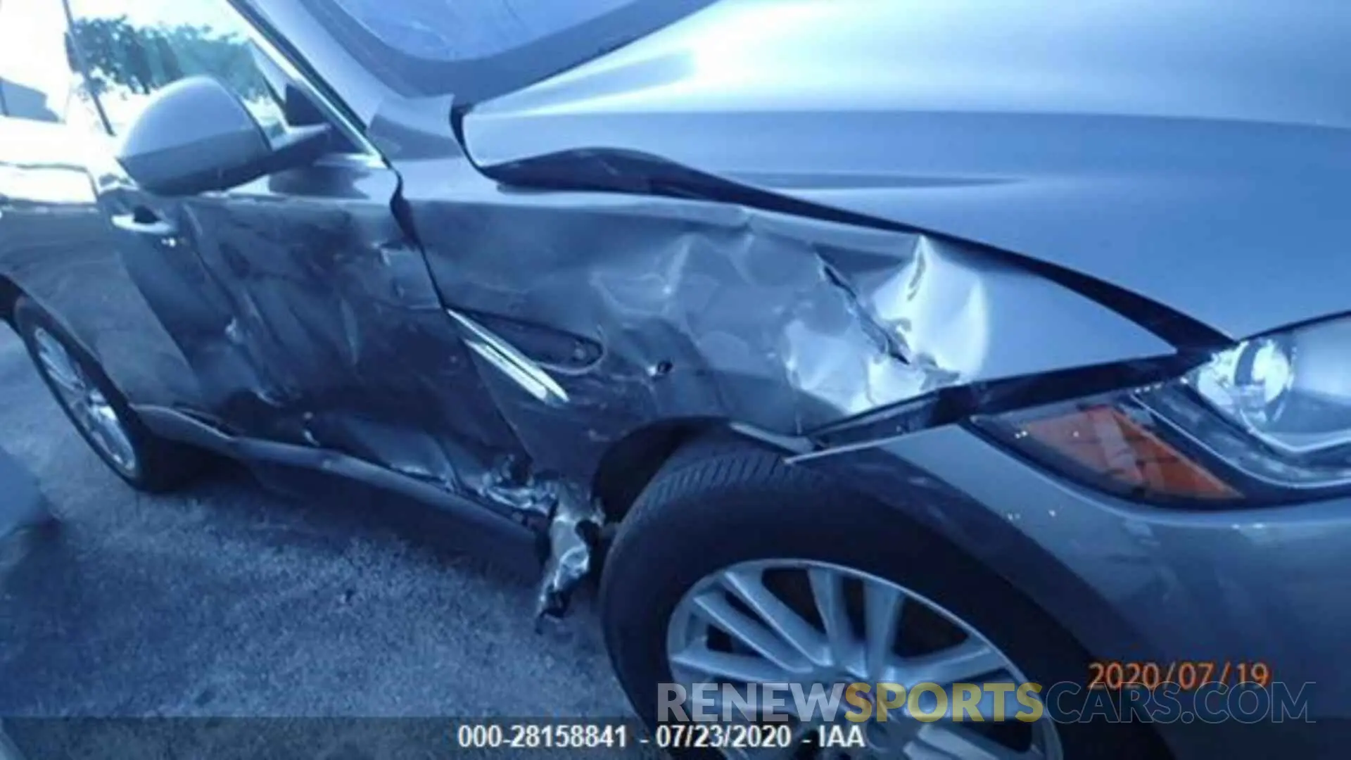 4 Photograph of a damaged car SADCK2GX2KA395113 JAGUAR F-PACE 2019