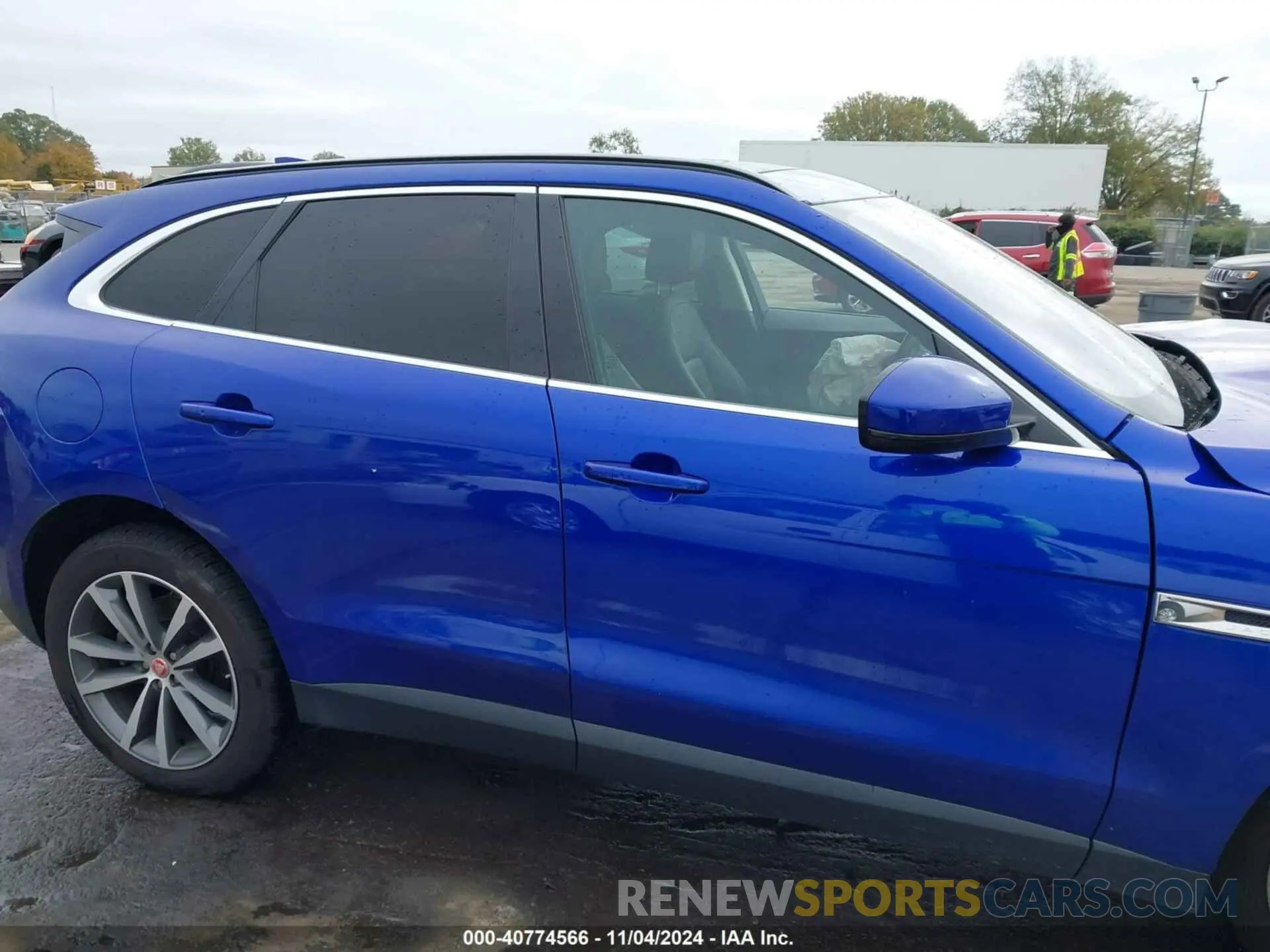 13 Photograph of a damaged car SADCK2GX2KA601000 JAGUAR F-PACE 2019