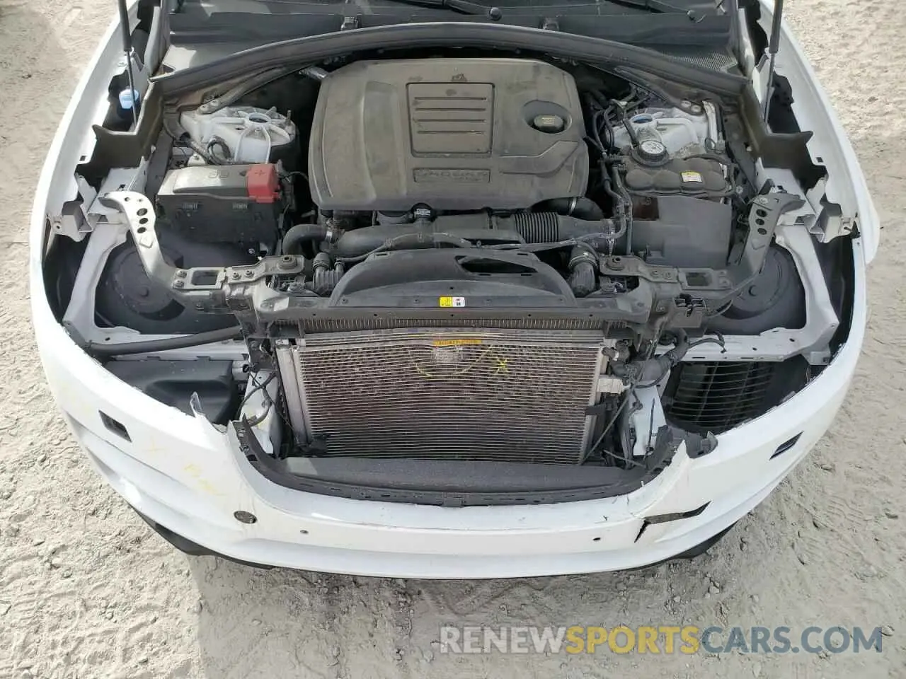 12 Фотография поврежденного автомобиля SADCK2GX4KA396800 JAGUAR F-PACE 2019