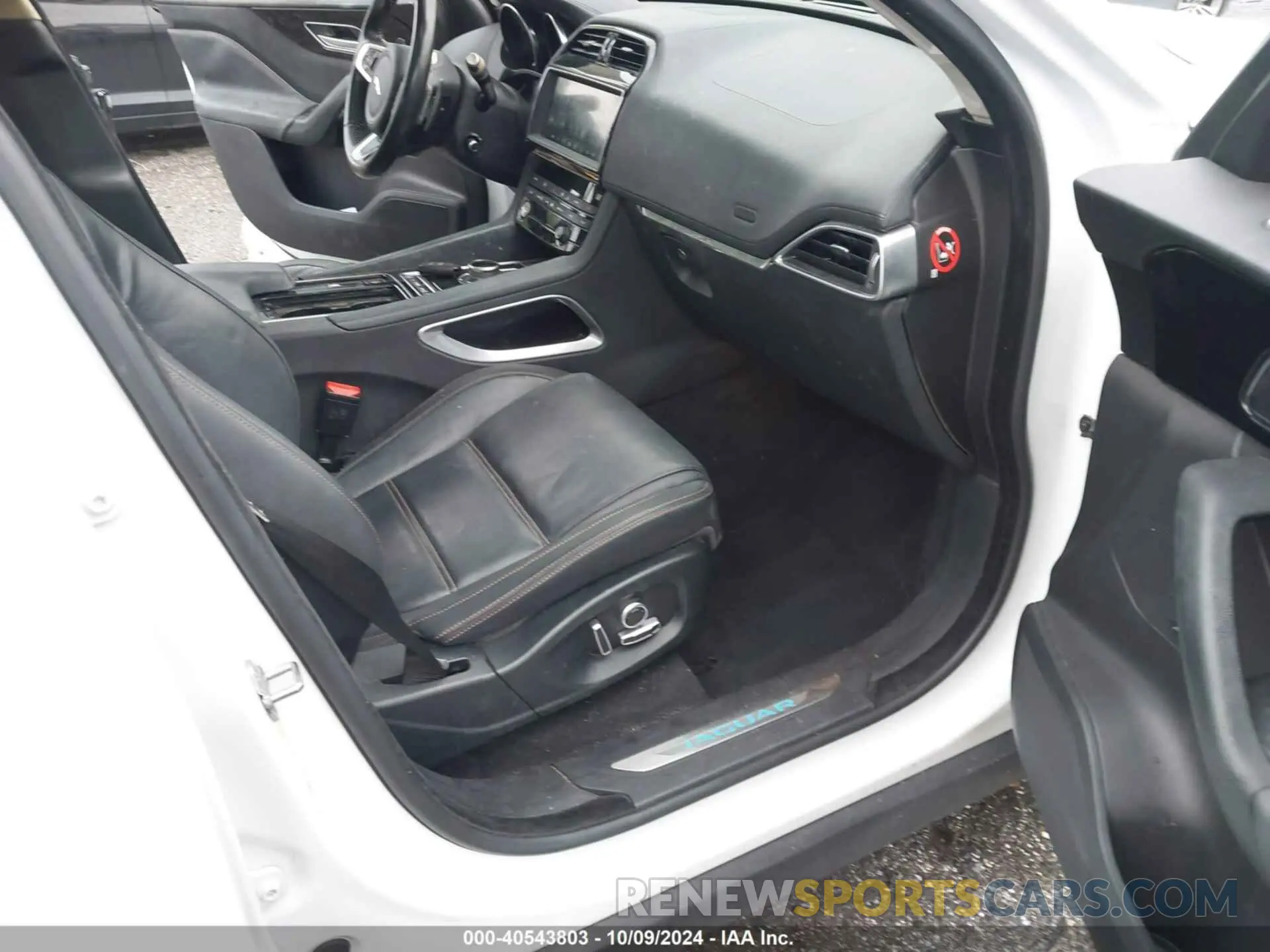 5 Фотография поврежденного автомобиля SADCK2GX6KA390884 JAGUAR F-PACE 2019