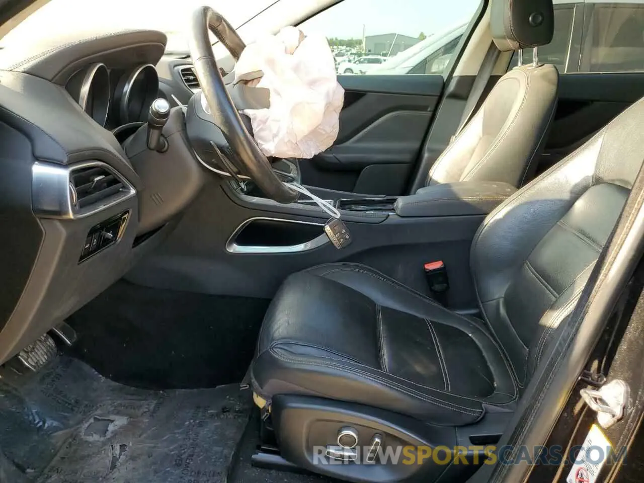 7 Photograph of a damaged car SADCK2GX6KA395177 JAGUAR F-PACE 2019