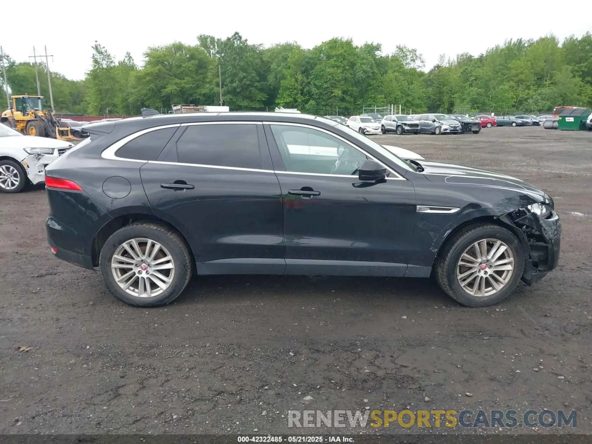 13 Photograph of a damaged car SADCK2GX7KA392837 JAGUAR F-PACE 2019
