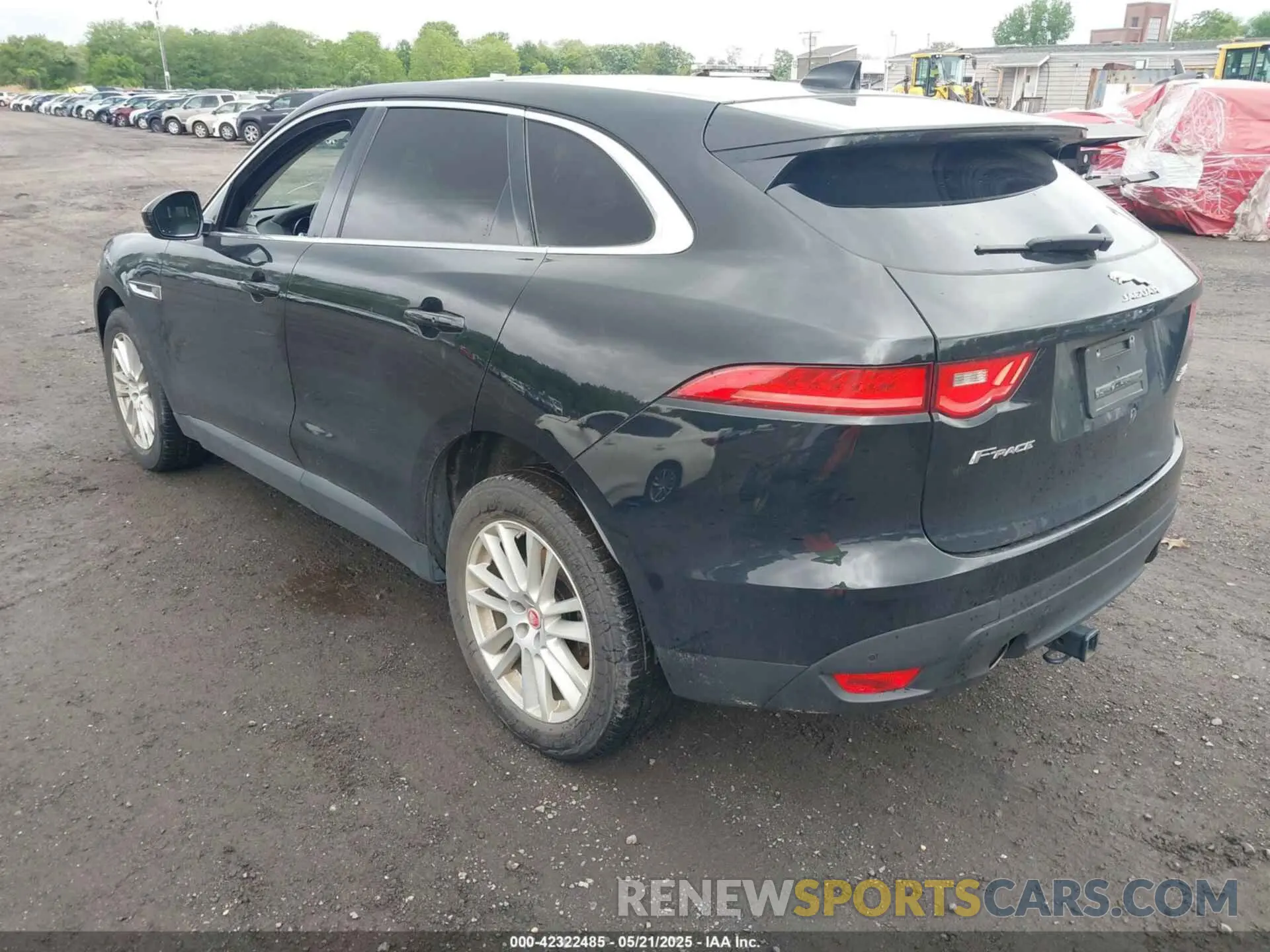 3 Photograph of a damaged car SADCK2GX7KA392837 JAGUAR F-PACE 2019