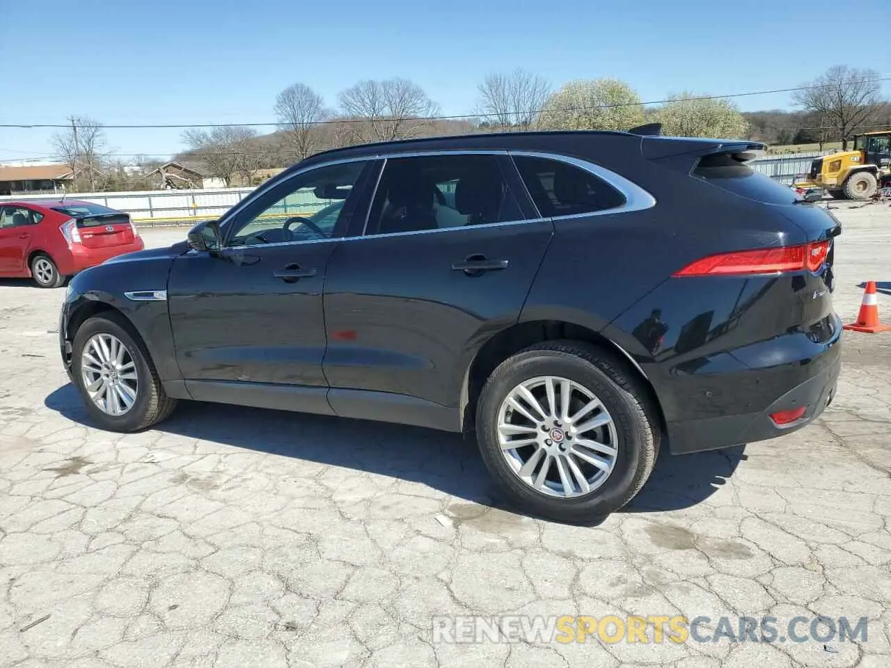2 Фотография поврежденного автомобиля SADCK2GX9KA368541 JAGUAR F-PACE 2019