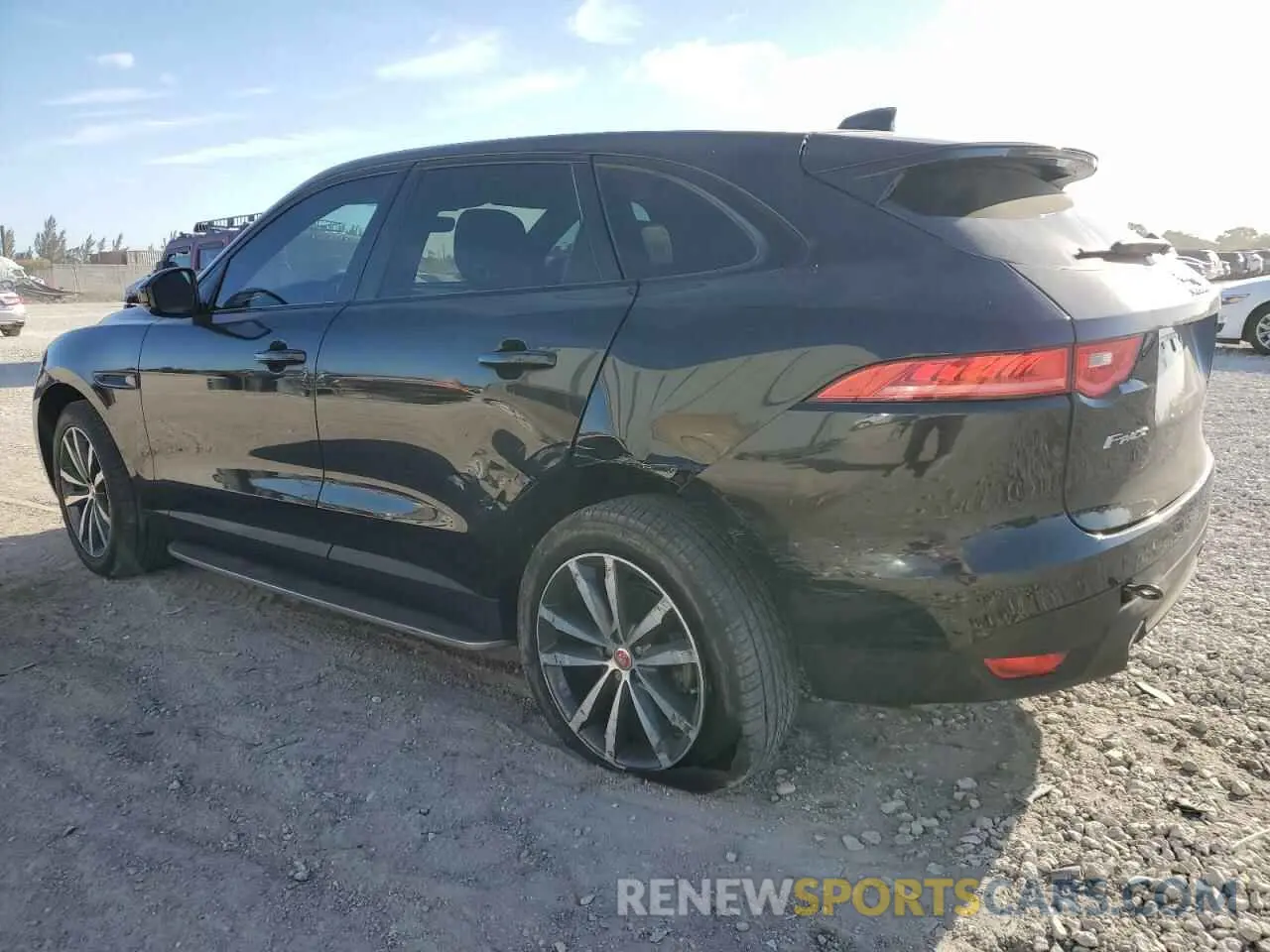 2 Photograph of a damaged car SADCK2GXXKA606848 JAGUAR F-PACE 2019